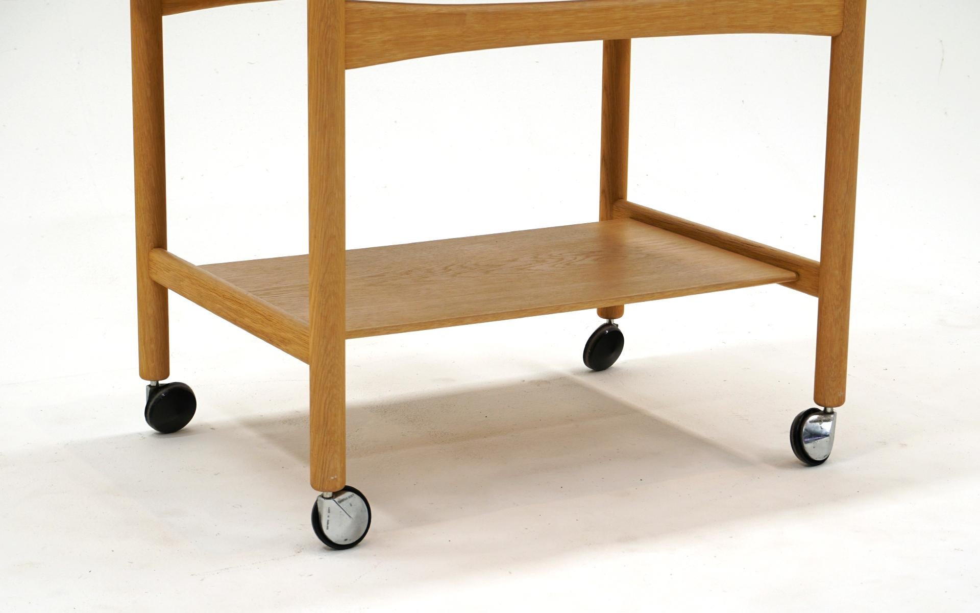 Mid-20th Century Hans Wegner Bar / Serving Cart with Removable Tray for Andeas Tuck. For Sale