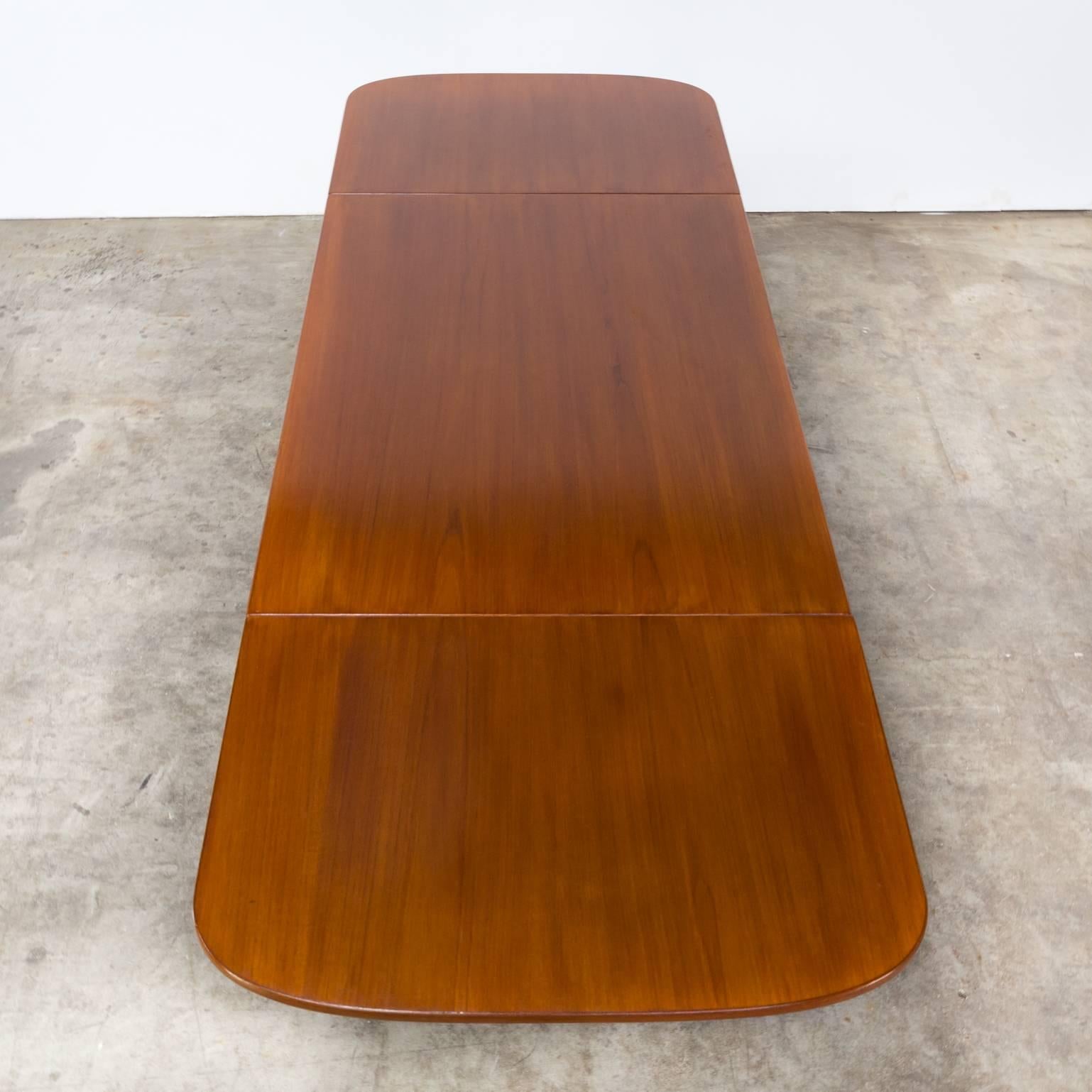 Hans Wegner Beautiful Rare Drop Leaf Dining Table For Sale 2