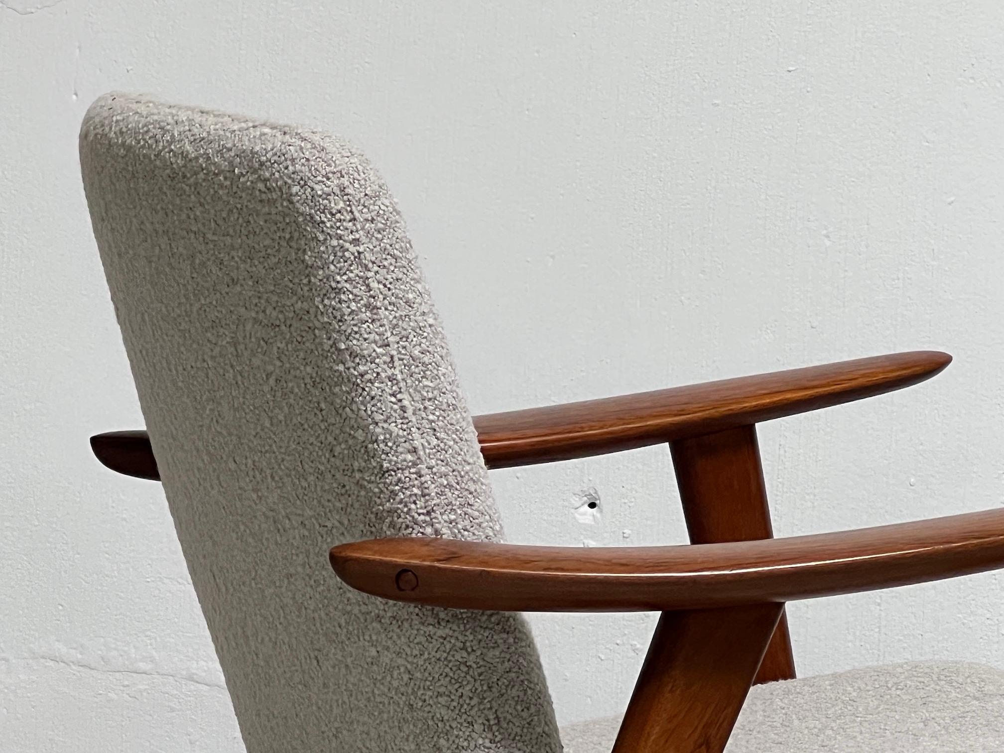 Teak Hans Wegner Buck Lounge Chair, Model JH517