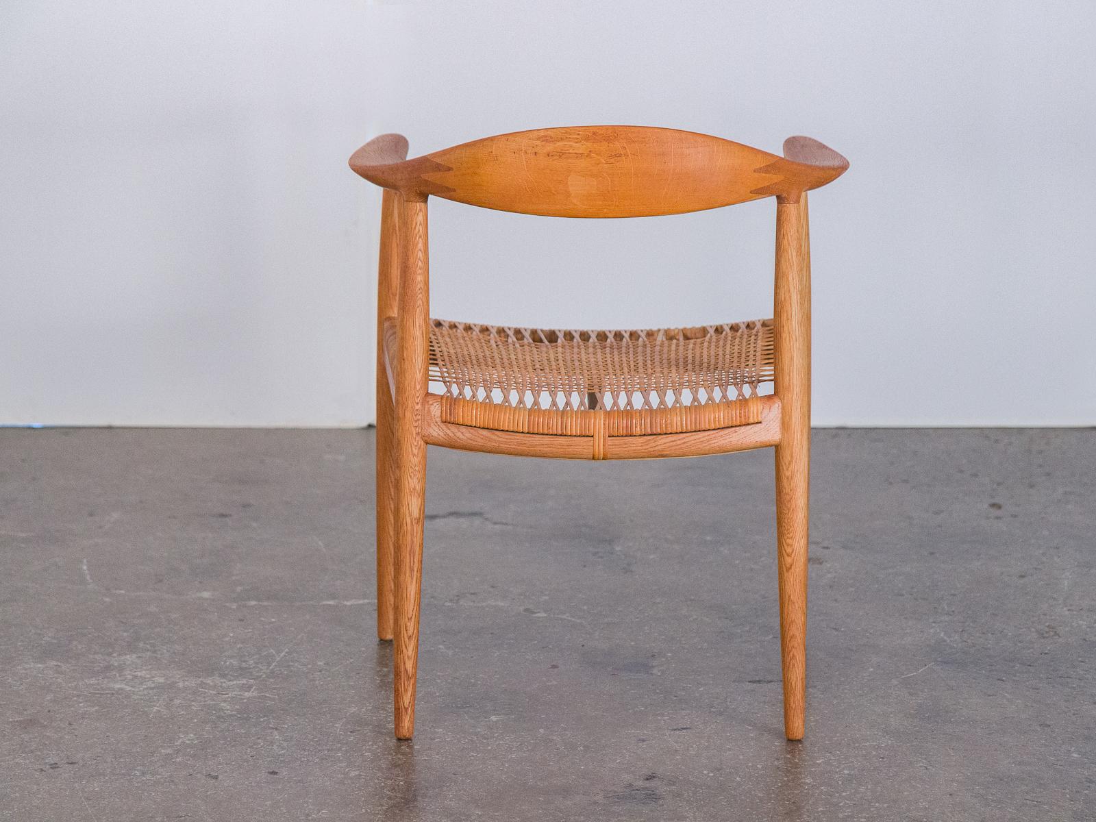 Danois Chaise de salle à manger en rotin Hans Wegner en vente