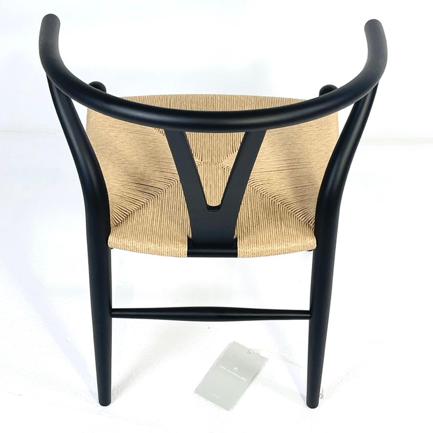 Hans Wegner Carl Hansen Black Wood wishbone Woven Natural Papercord CH24 Chair im Angebot 1