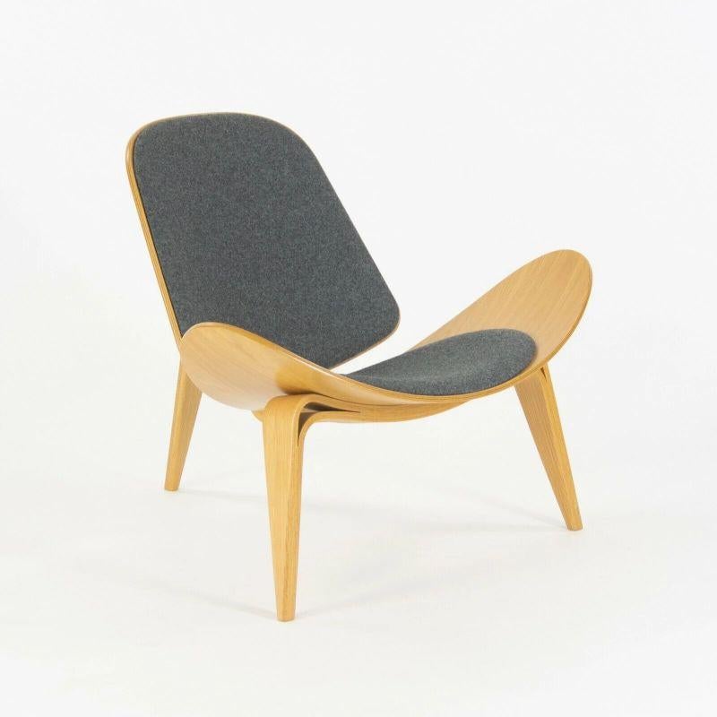 Modern Hans Wegner Carl Hansen Denmark CH07 Shell Lounge Chairs Lacquered Oak