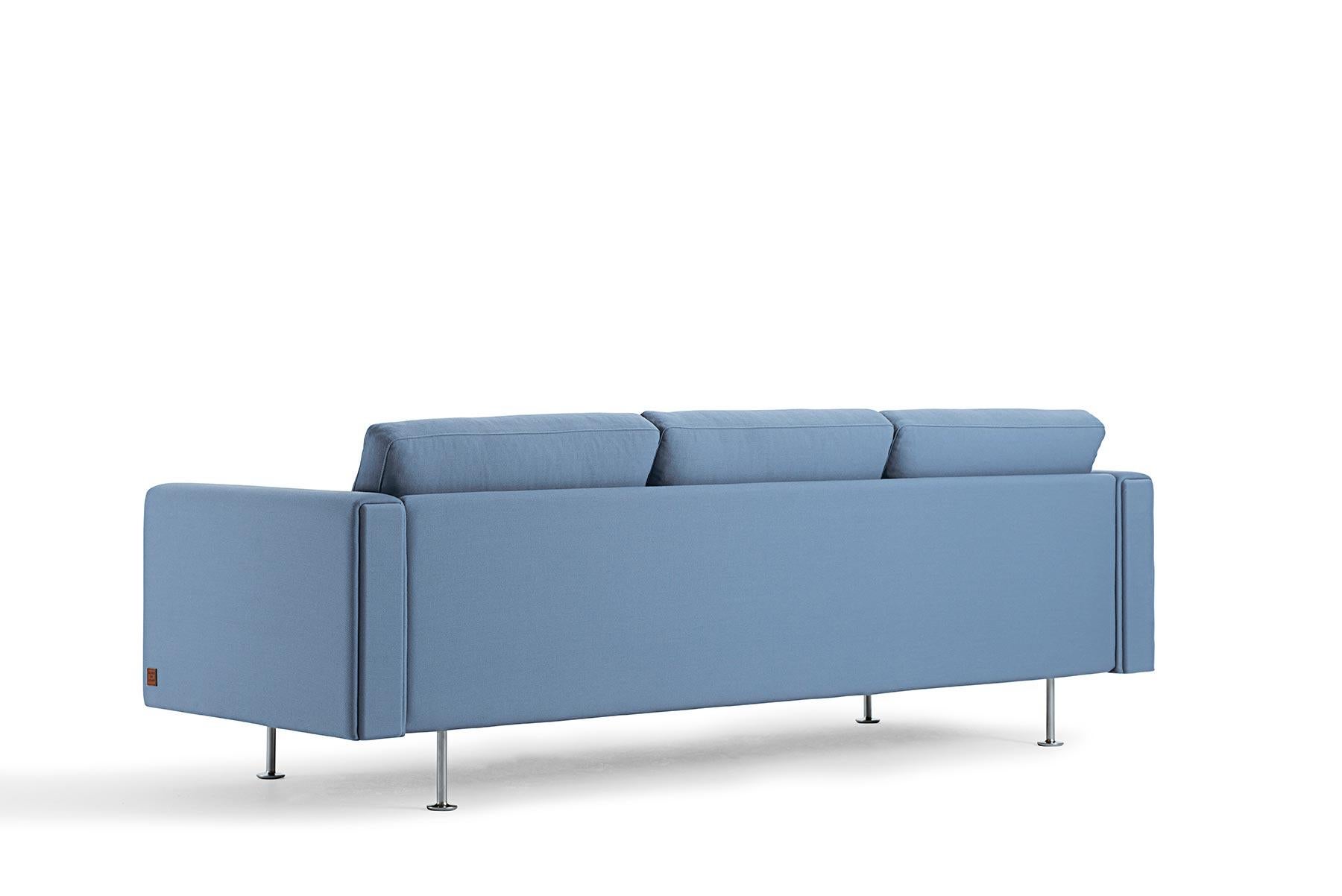 Mid-Century Modern Hans Wegner Century 2000 3-Seat Sofa For Sale