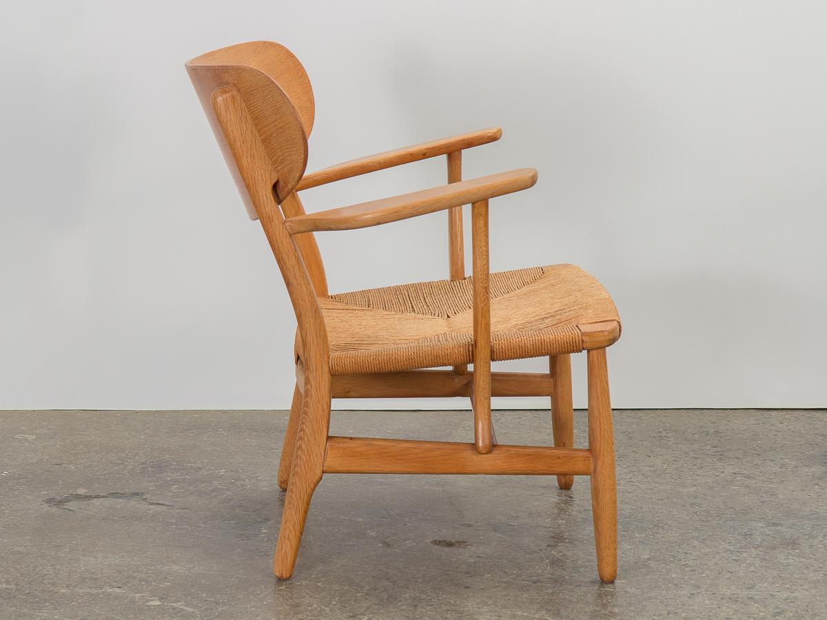 Mid-Century Modern Hans Wegner CH 22 Chair for Carl Hansen & Son