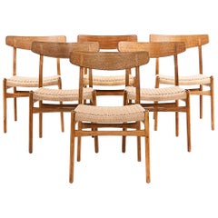 Hans Wegner CH 23 Chairs in Oak and Papercord, Denmark 1950s, Set of 6