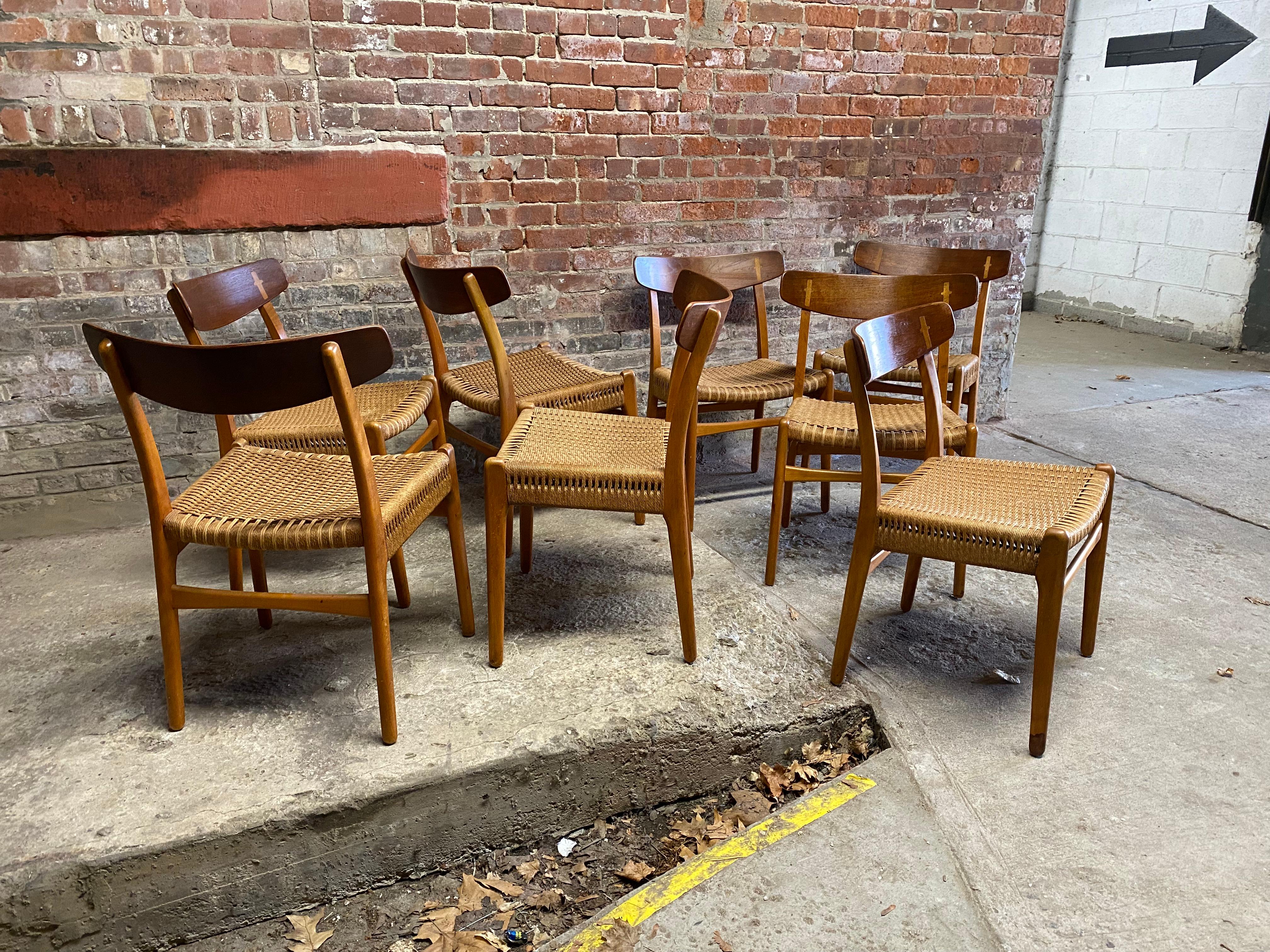 Hans Wegner CH-23 Teak and Beech Dining Chairs, Set of 8 In Good Condition In Garnerville, NY