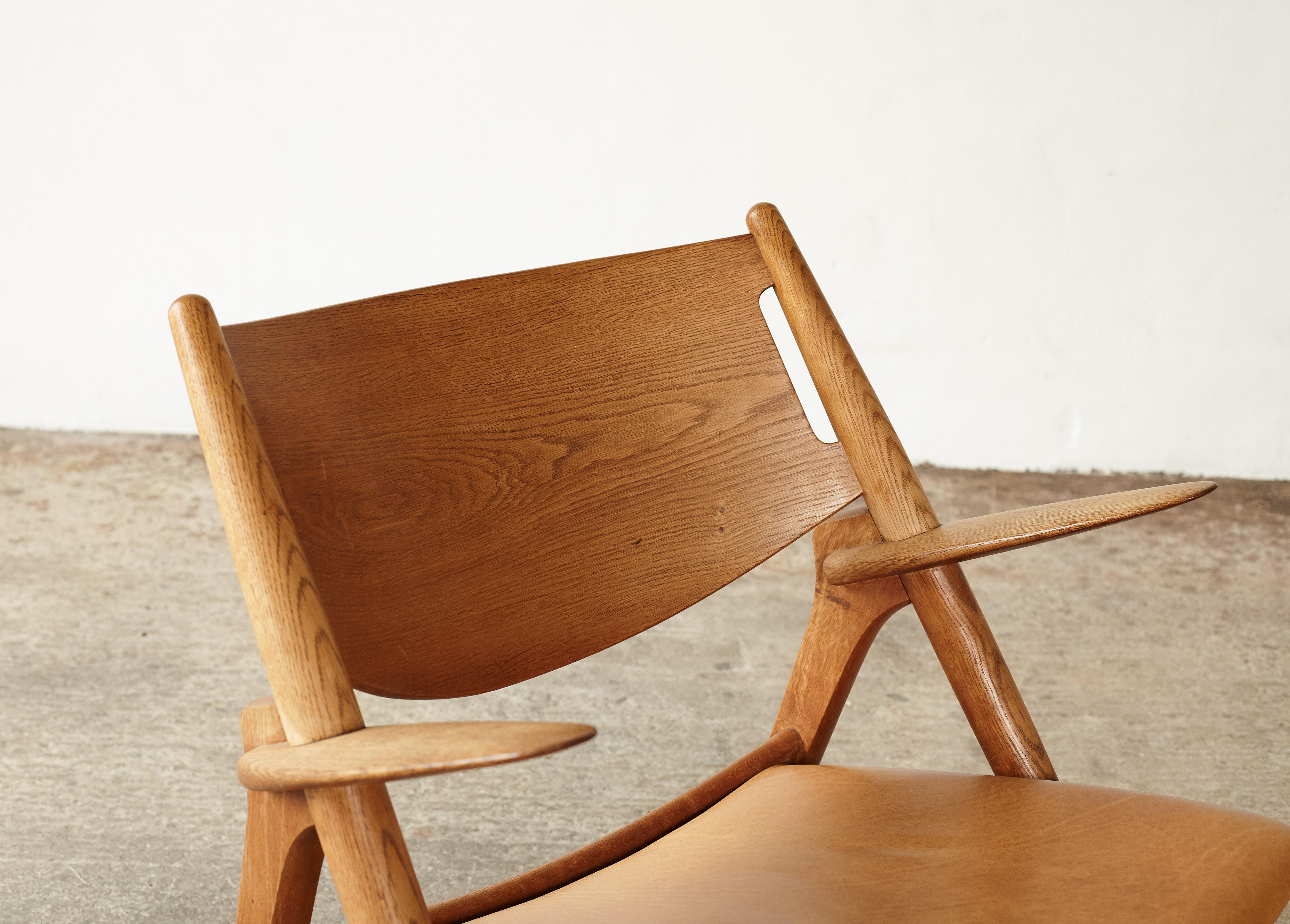 Hans Wegner CH-28 Oak Sawbuck Armchair, 1950s, Denmark 5