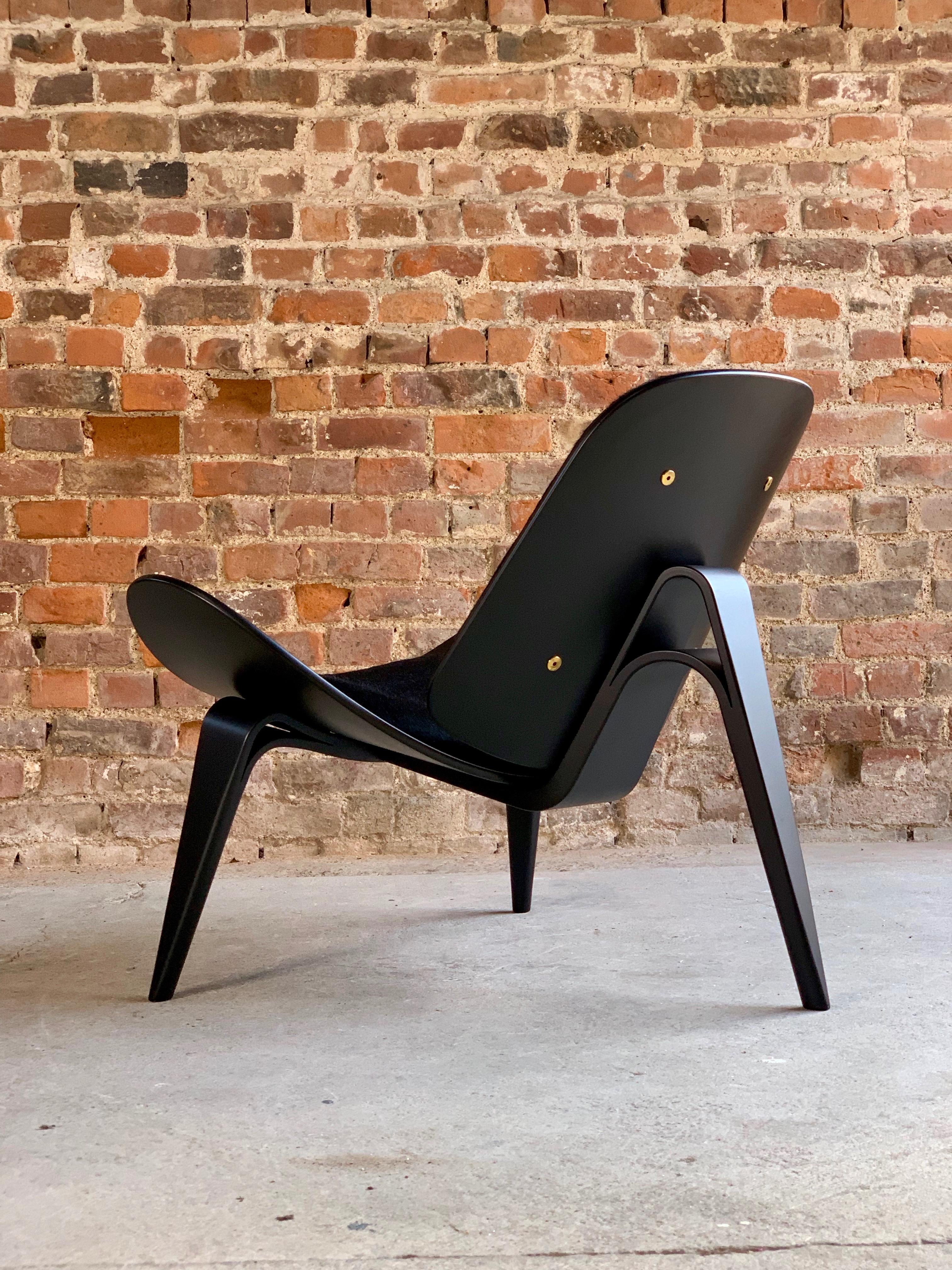 Hans Wegner CH07 Black Shell Chair Carl Hansen & Son, Denmark, Midcentury Danish 8