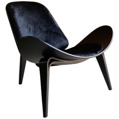 Hans Wegner CH07 Black Shell Chair Carl Hansen & Son:: Danemark:: Midcentury Danish