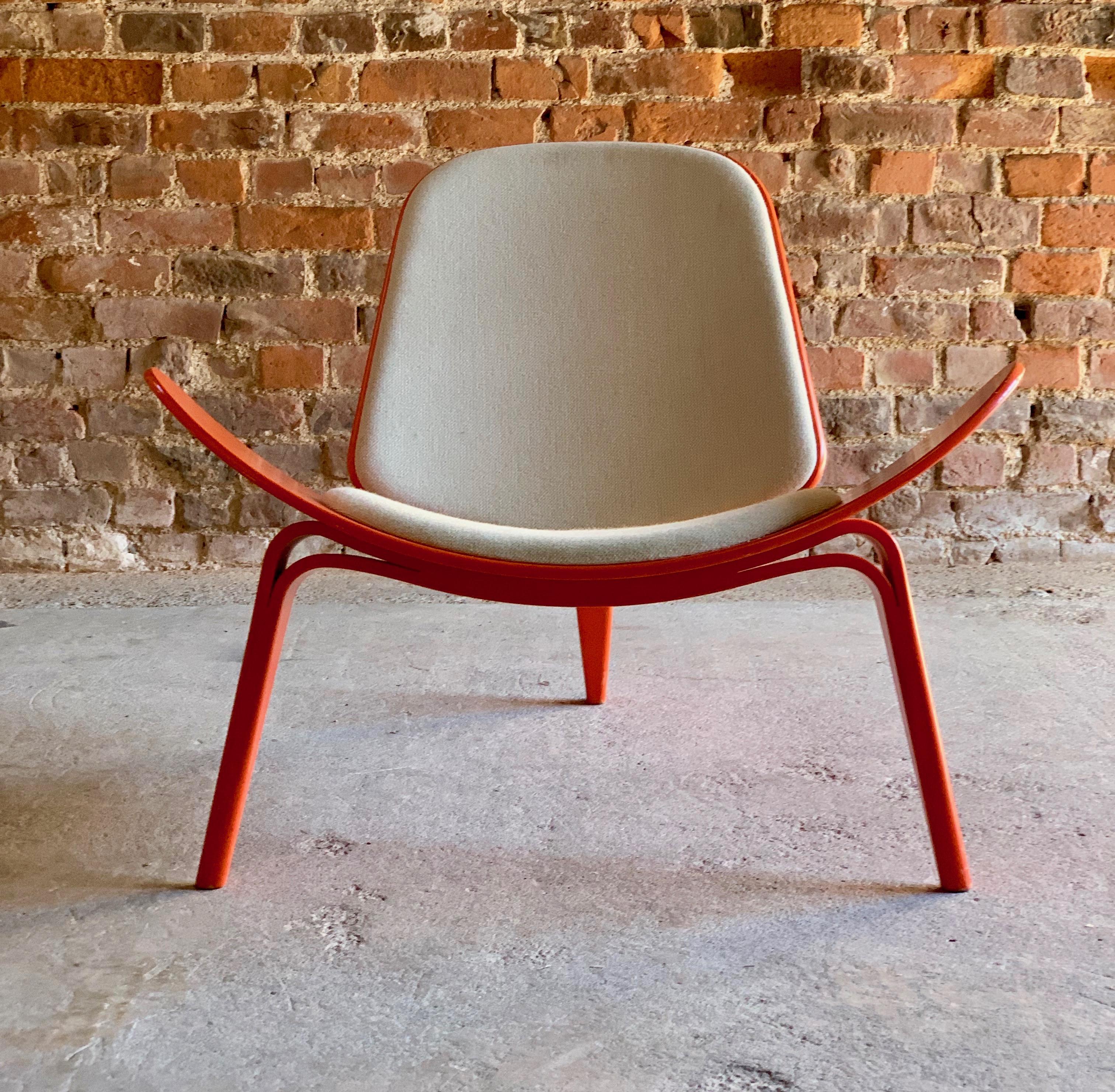 Mid-Century Modern Hans Wegner CH07 Shell Chair Carl Hansen & Son Denmark, Midcentury Danish