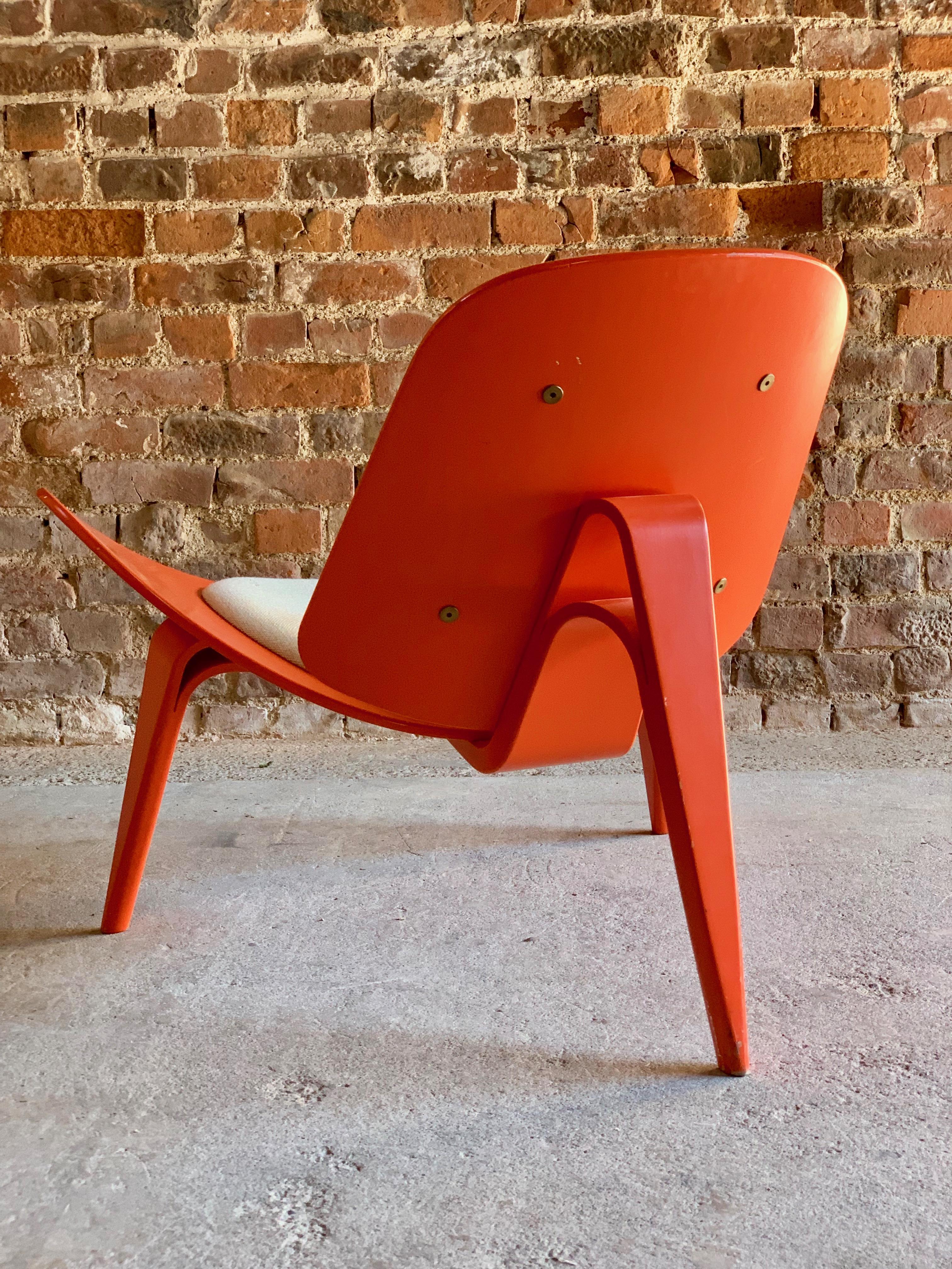 Hans Wegner CH07 Shell Chair Carl Hansen & Son Denmark, Midcentury Danish In Good Condition In Longdon, Tewkesbury