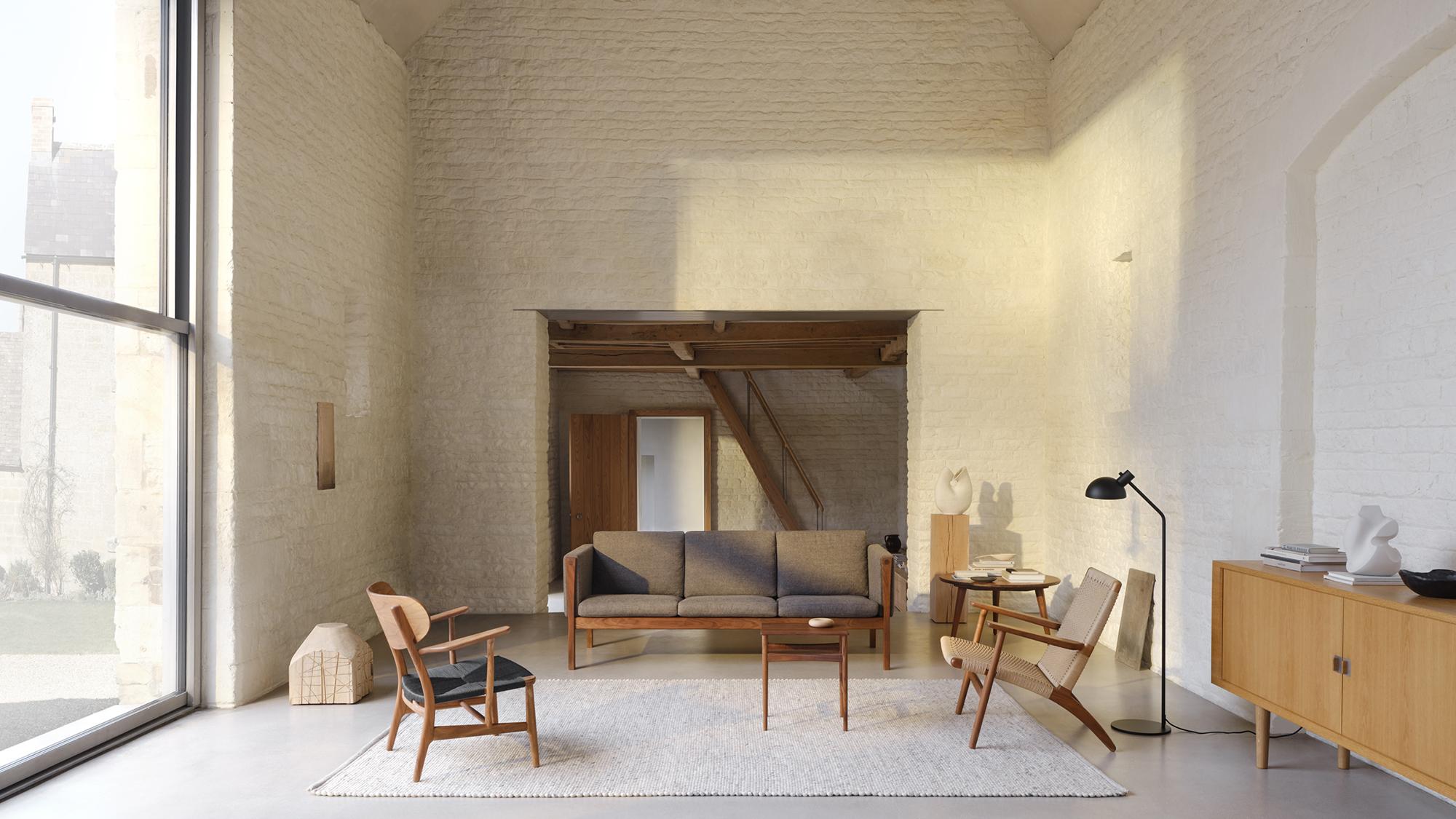 Hans Wegner 'CH22' Chair in Black Painted Oak for Carl Hansen & Son For Sale 5