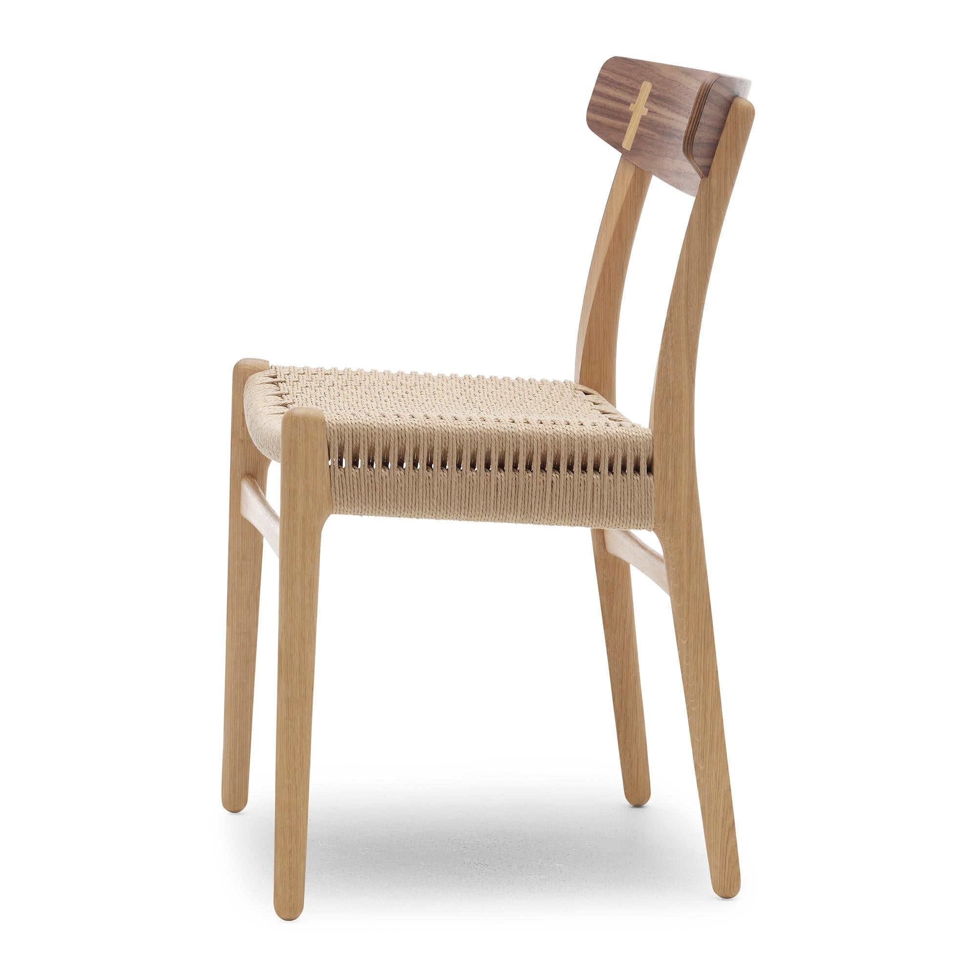 Danese Sedia 'CH23' di Hansen in noce e Oak Oil per Carl Hansen & Son in vendita