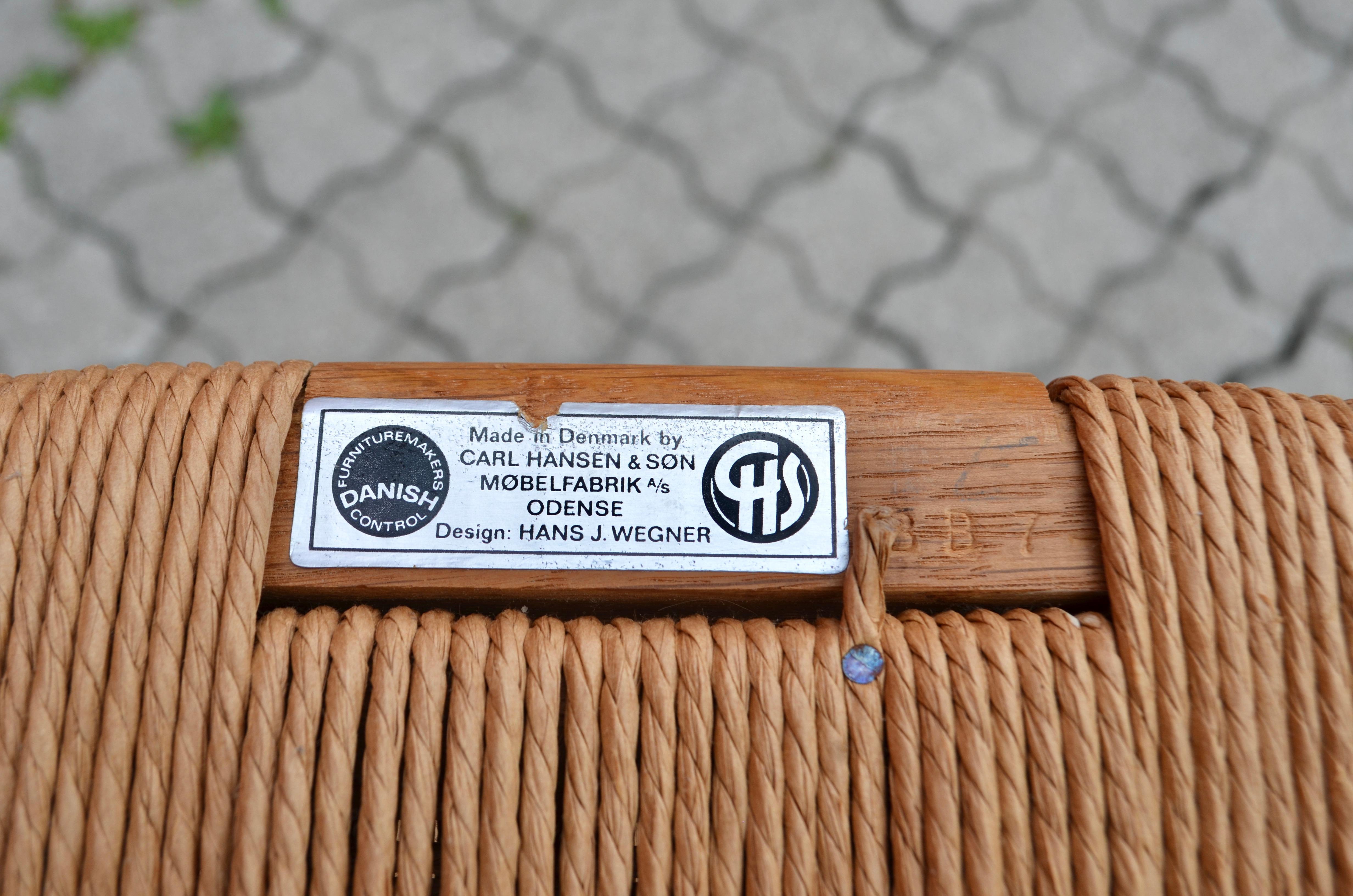 Hans Wegner CH24 Vintage Oak Wishbone Y Chair for Carl Hansen Set of 4 In Good Condition For Sale In Munich, Bavaria
