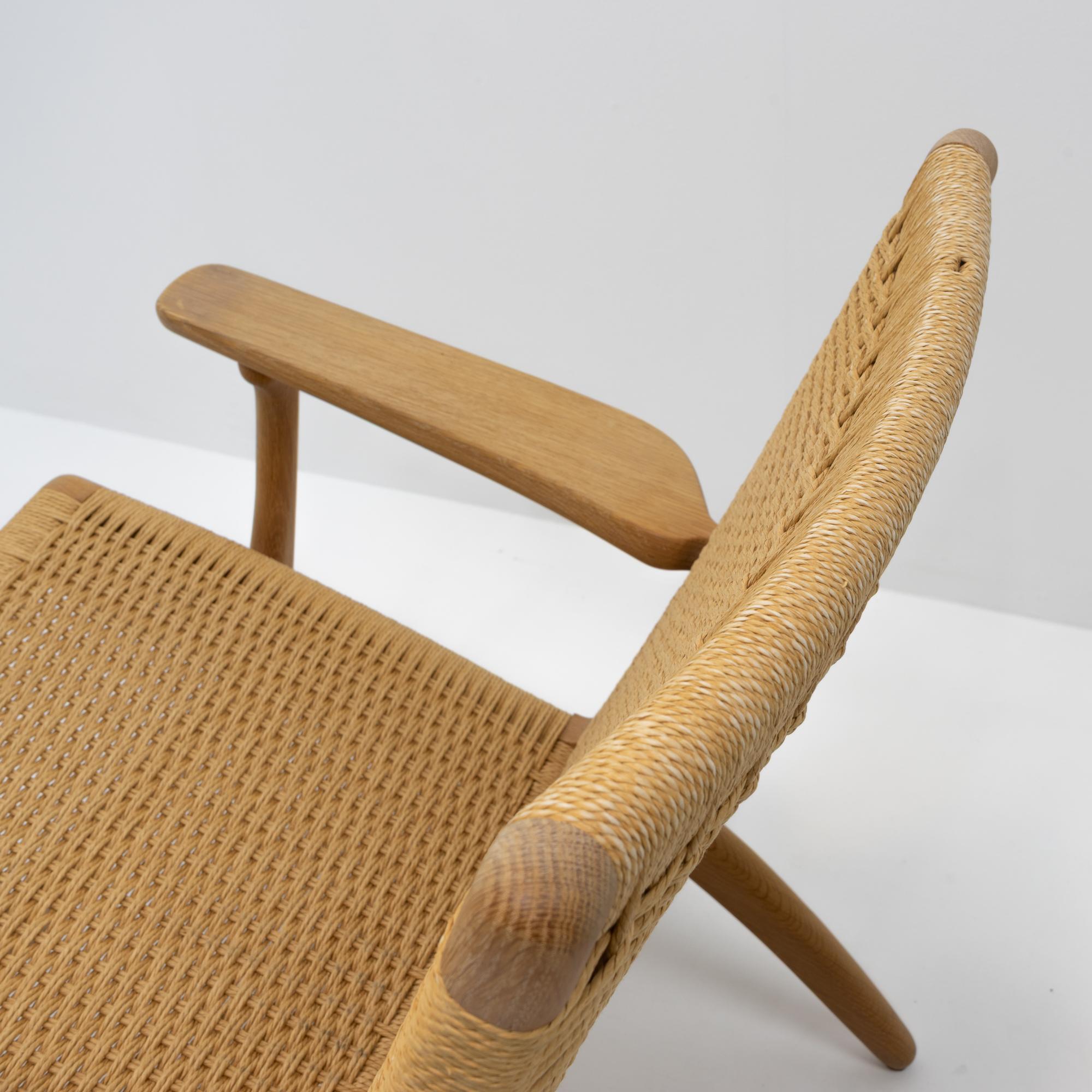 Hans Wegner CH25 Lounge Chair for Carl Hansen in vendita 4