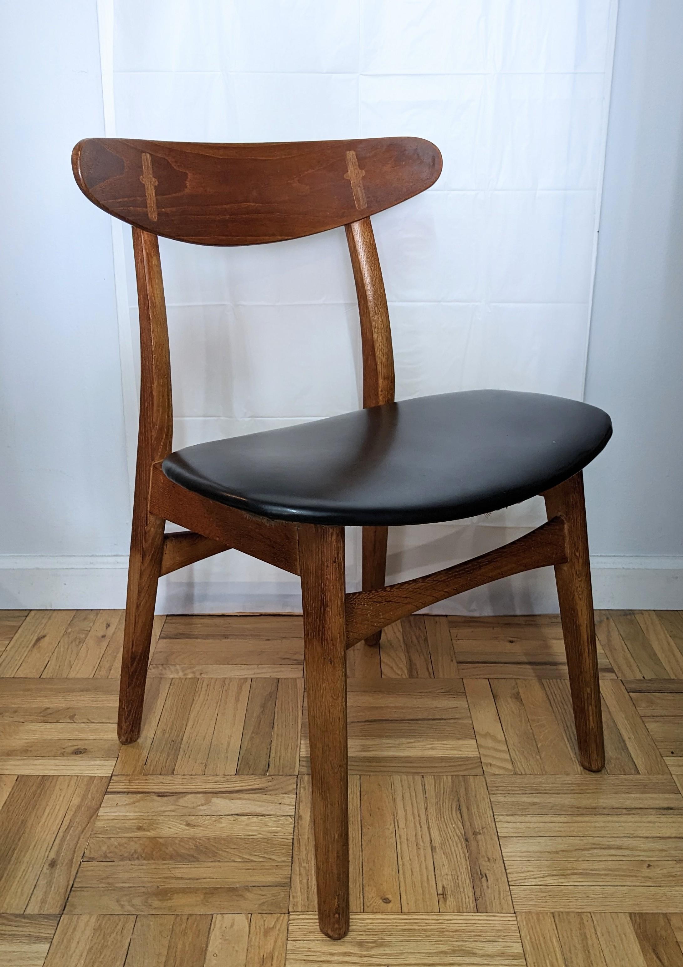 Hans Wegner CH30 Chair with Original Upholstery 3