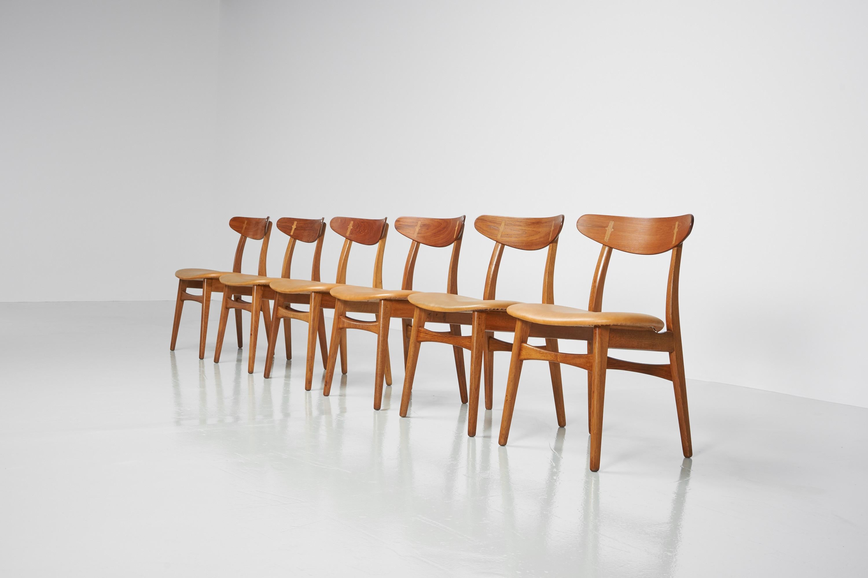 Hans Wegner CH30 Dining Chairs Carl Hansen, Denmark, 1950 In Good Condition In Roosendaal, Noord Brabant