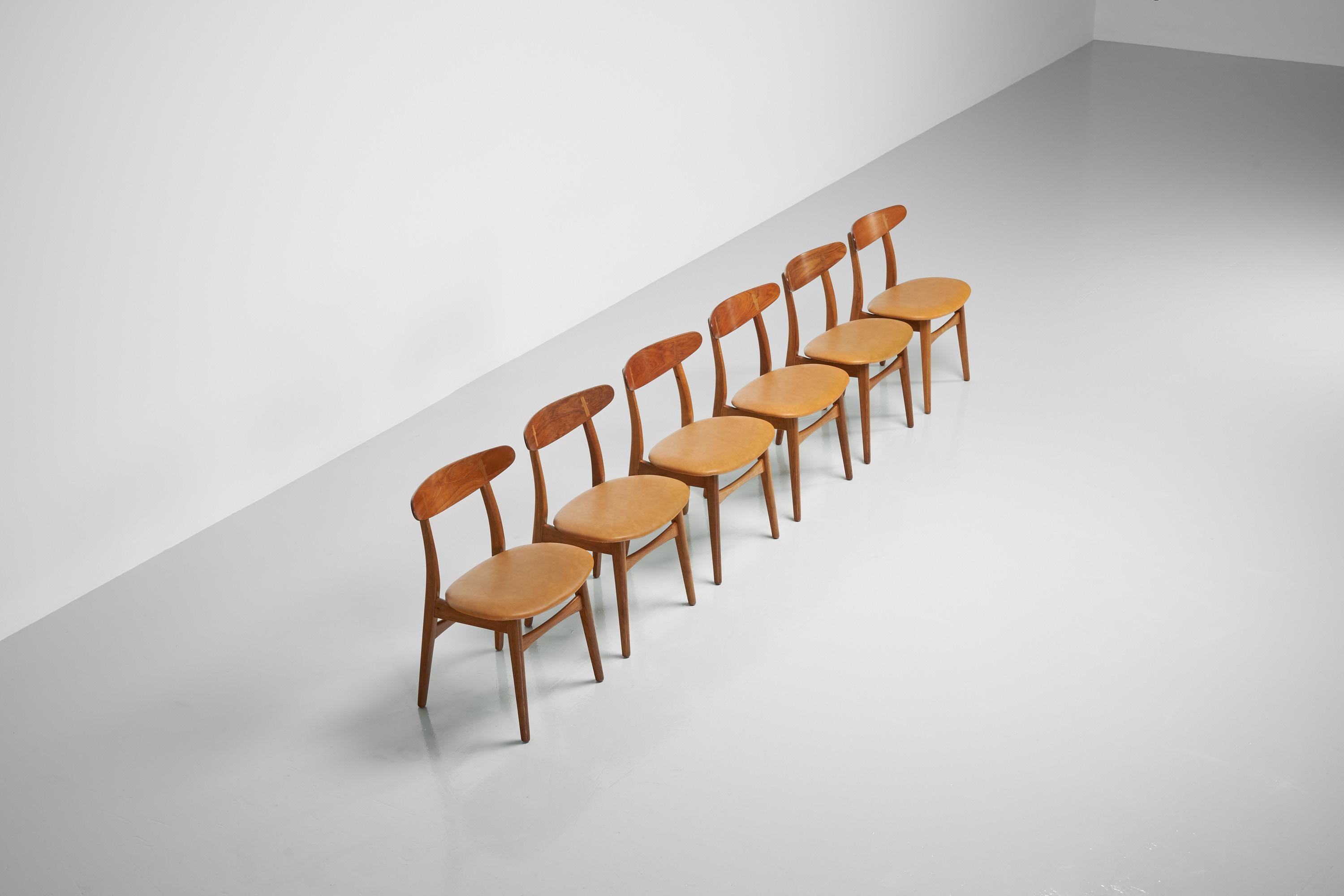 Imitation cuir Chaises de salle à manger Hans Wegner CH30 Carl Hansen, Danemark, 1950 en vente