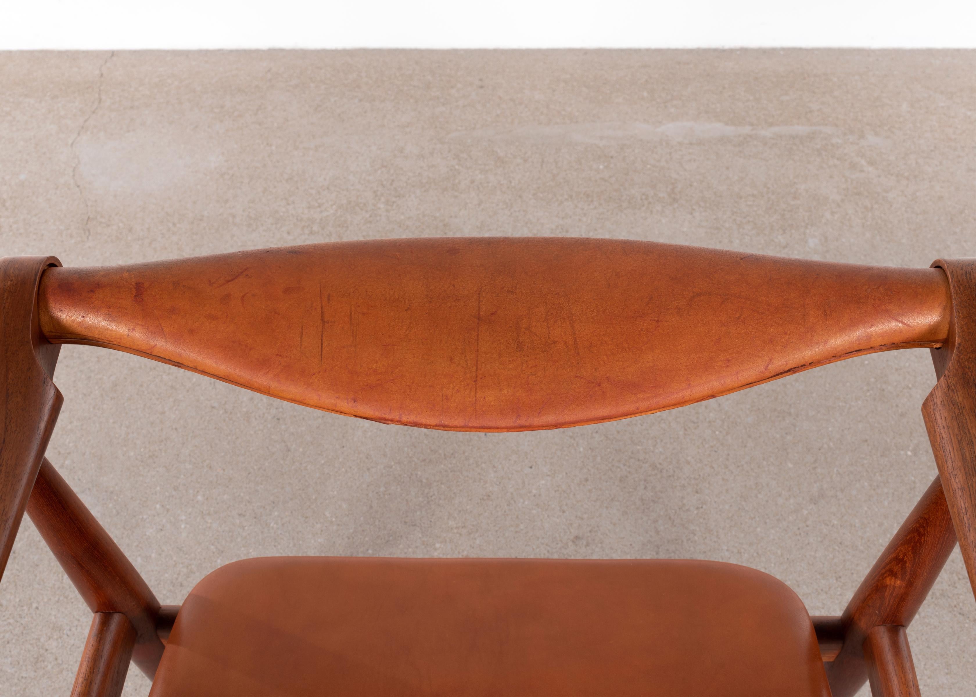 Hans Wegner CH34 Chair in Teak and Cognac Leather for Carl Hansen & Søn, Denmark 13
