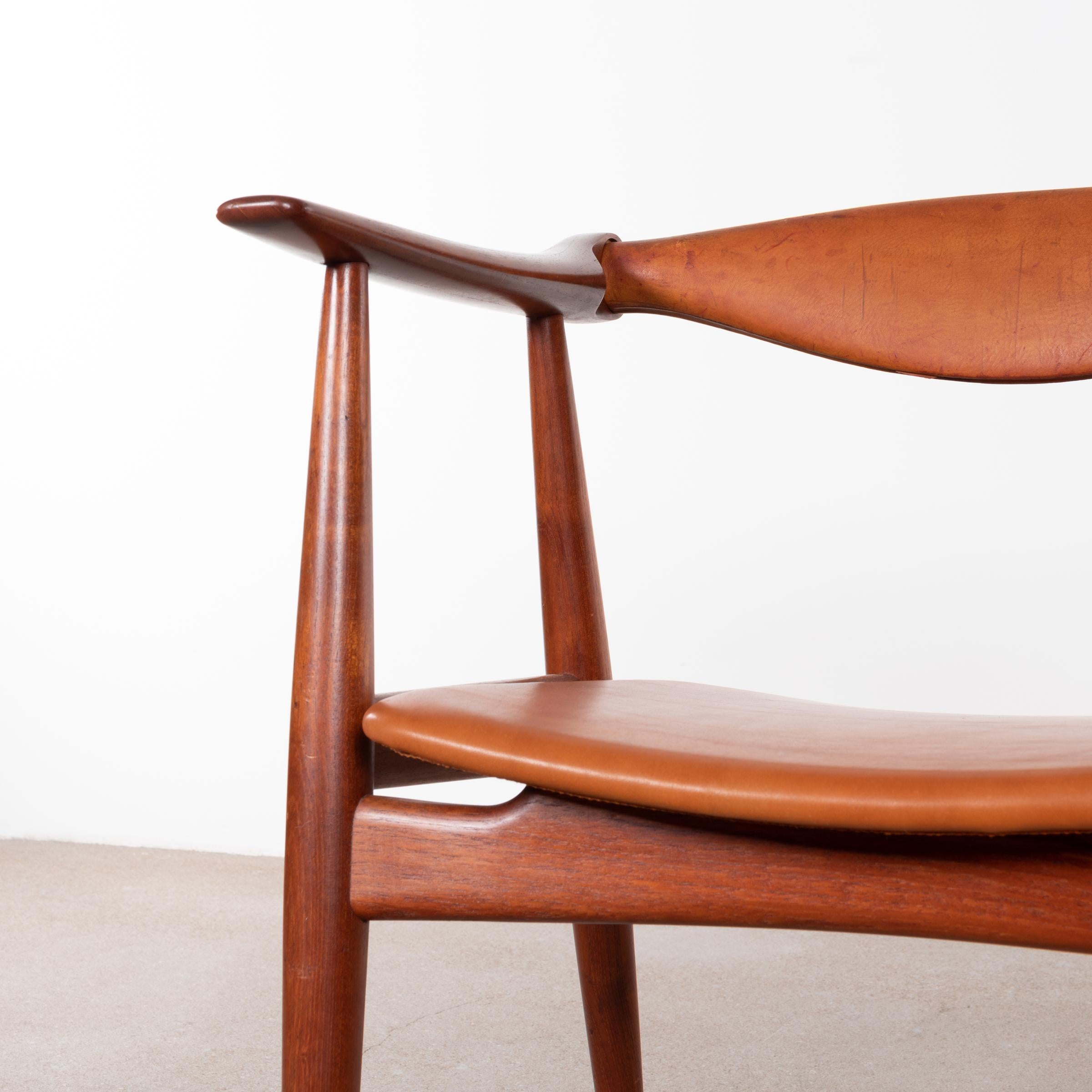 Hans Wegner CH34 Chair in Teak and Cognac Leather for Carl Hansen & Søn, Denmark 3