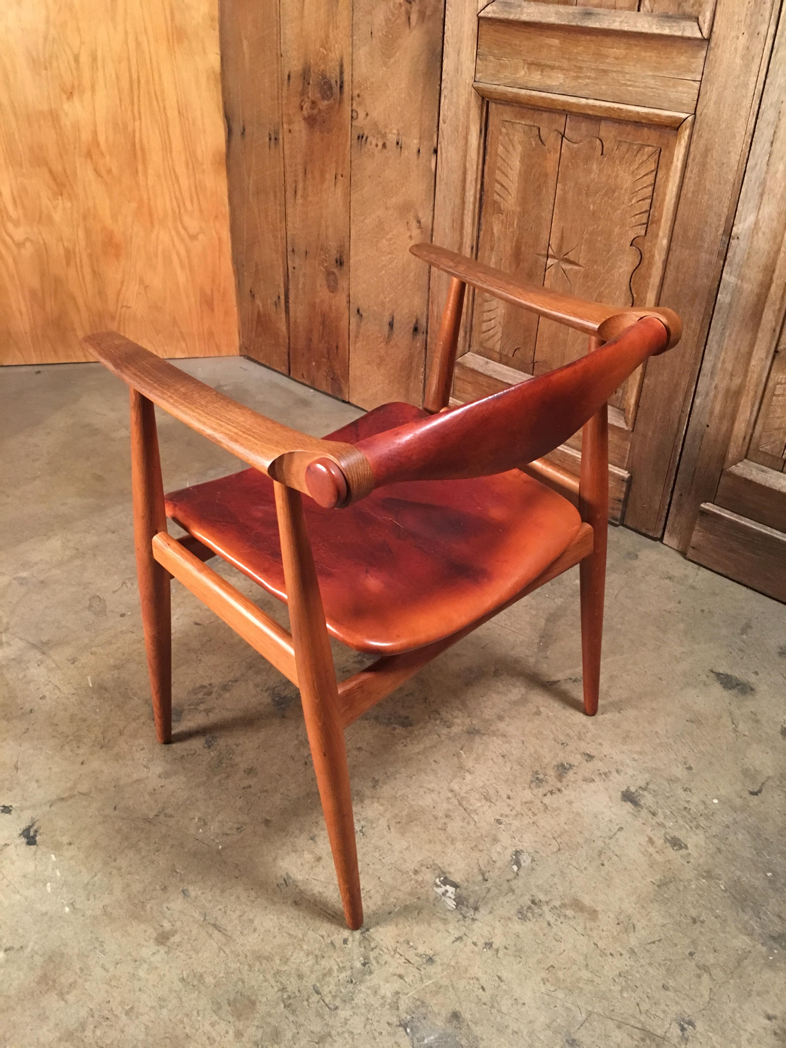 Leather Hans Wegner CH34 