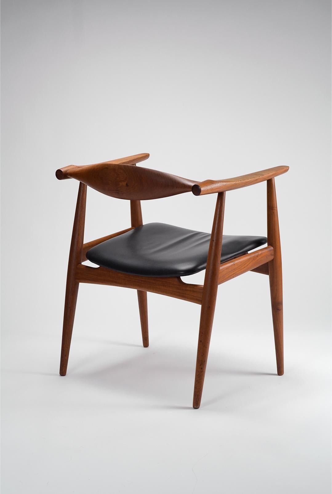 Mid-Century Modern Hans Wegner CH35 armchair 