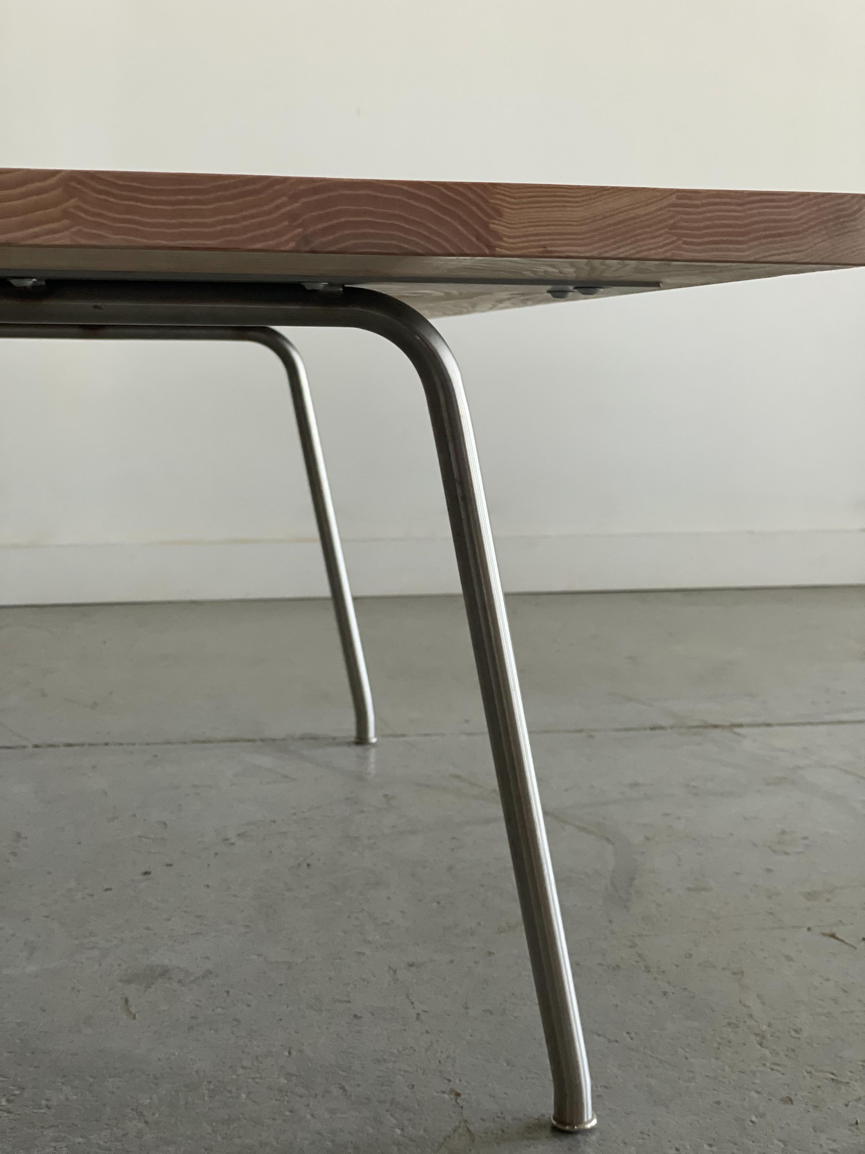 Mesa baja de fresno macizo Hans Wegner CH413 para Carl Hansen Carpintería en venta
