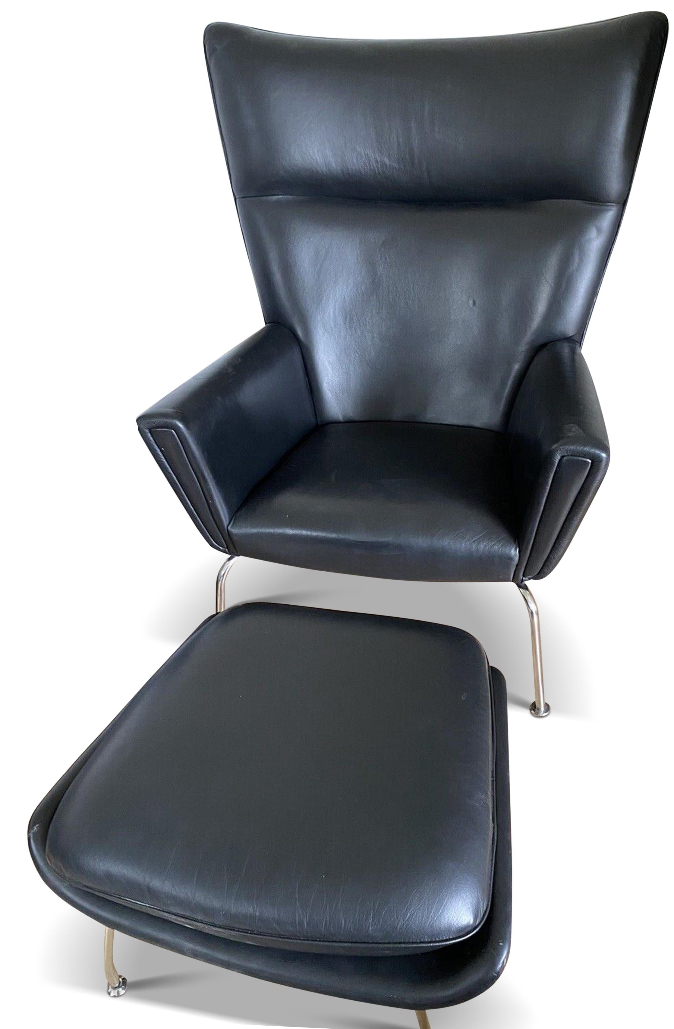 20th Century Hans Wegner CH445 Design Style Black Leather Wing Armchair & Ottoman For Sale