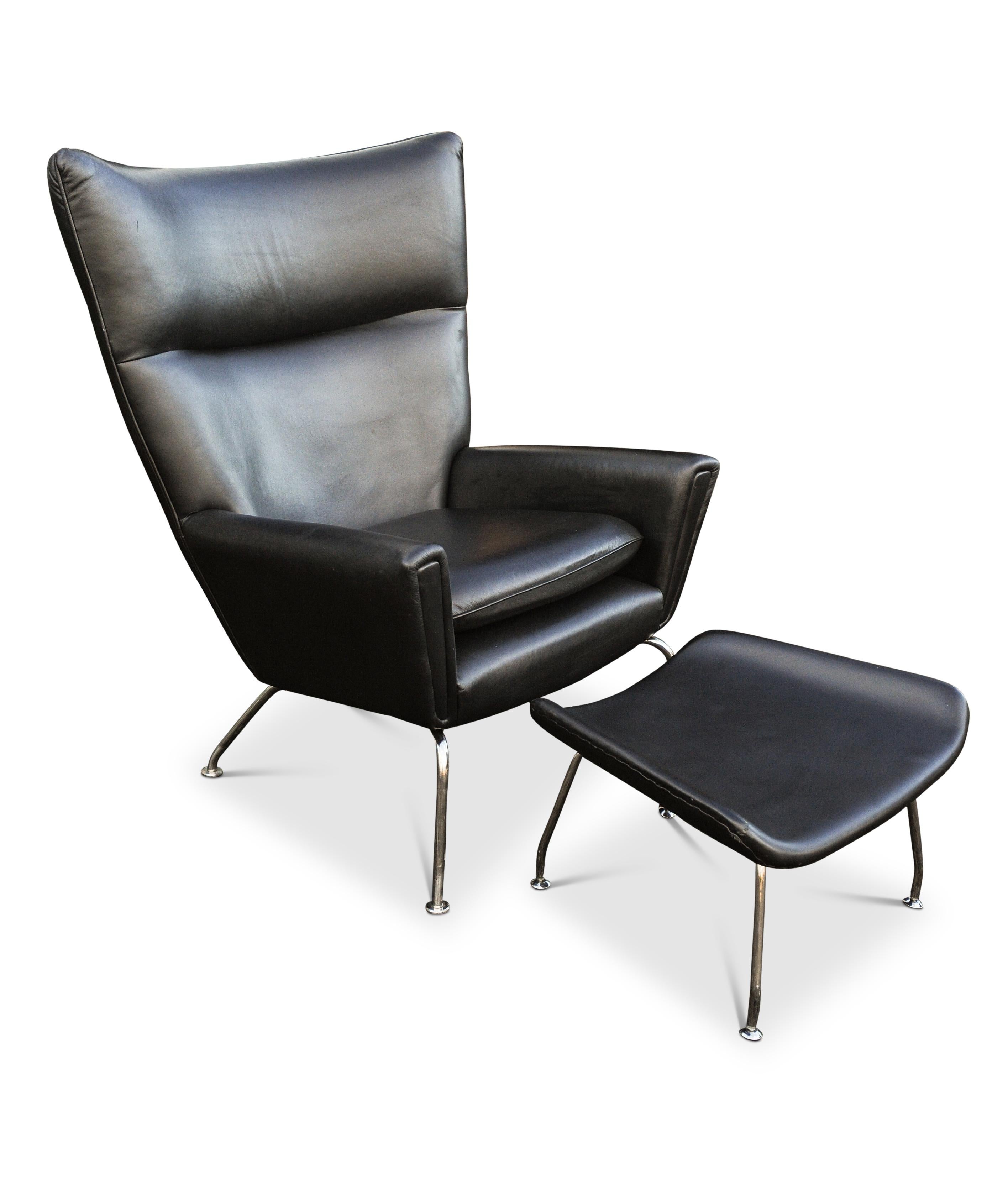 Hans Wegner CH445 Design Style Black Leather Wing Armchair & Ottoman For Sale 1