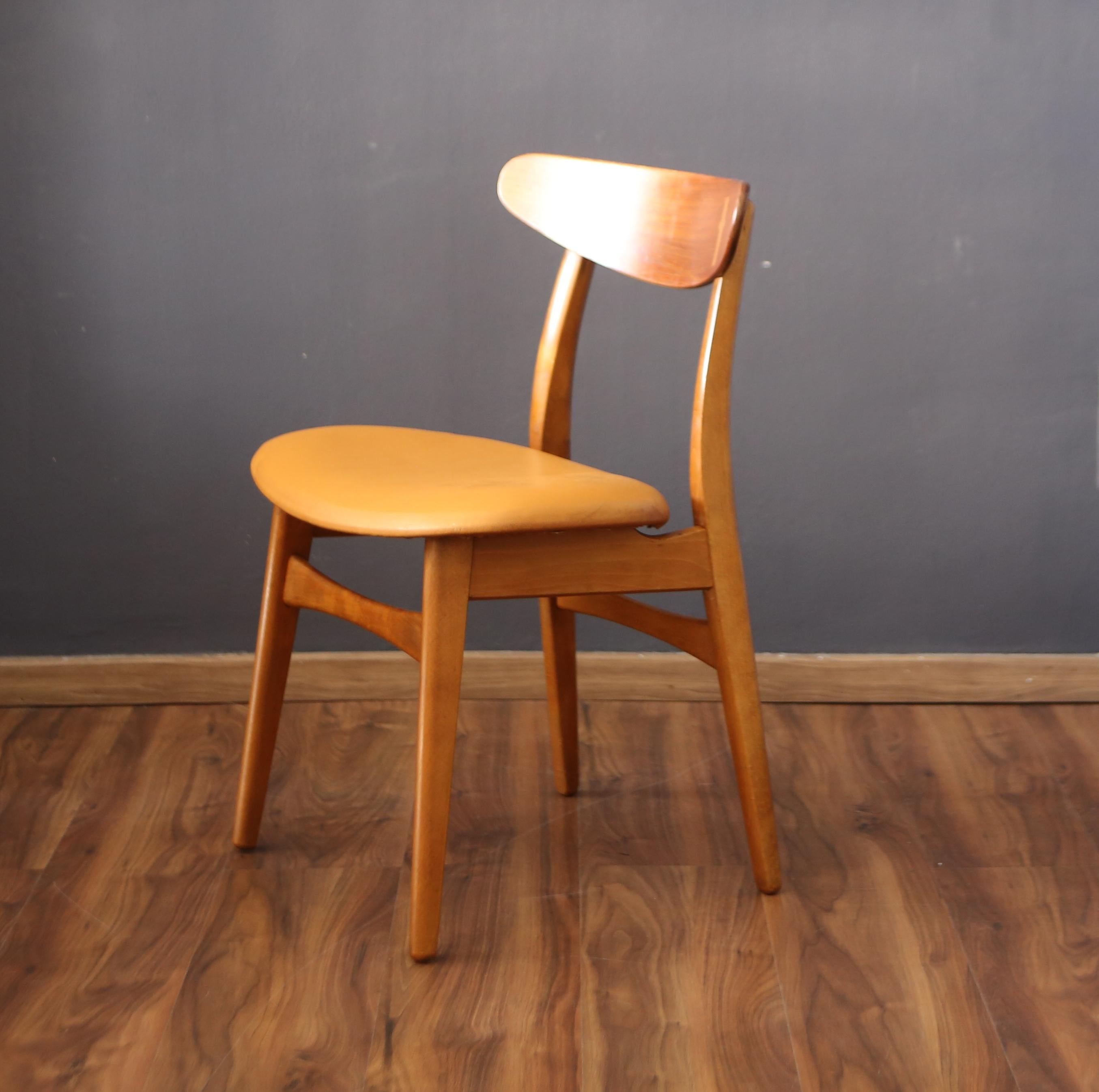 Hans Wegner Stuhl Modell CH-30 Teak und Leder Carl Hansen & Son 1960er Jahre (Sonstiges) im Angebot