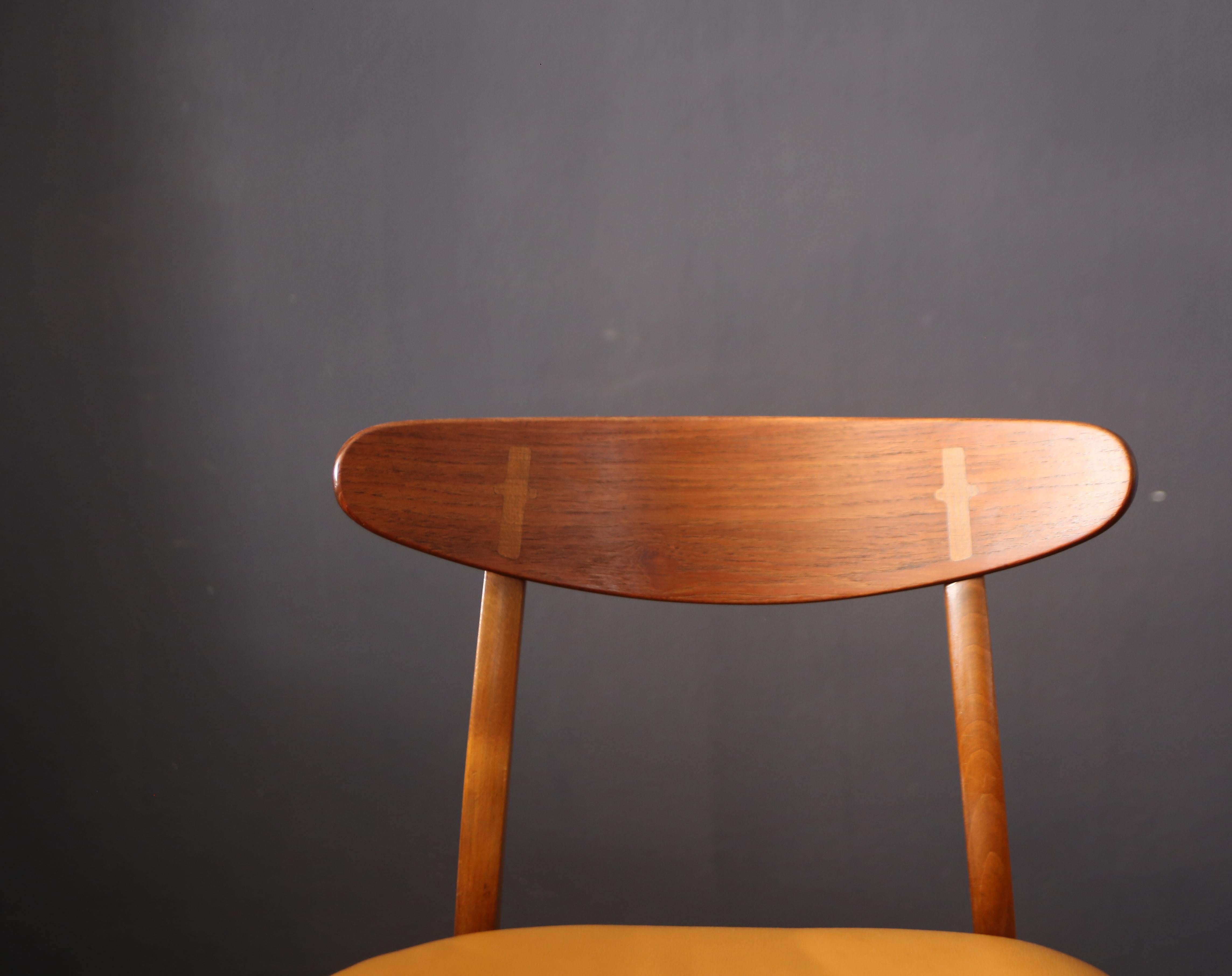 Hans Wegner Stuhl Modell CH-30 Teak und Leder Carl Hansen & Son 1960er Jahre im Angebot 4