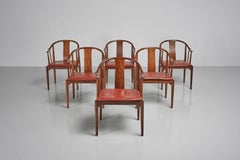 Sillas de porcelana Hans Wegner de Fritz Hansen Dinamarca 1967
