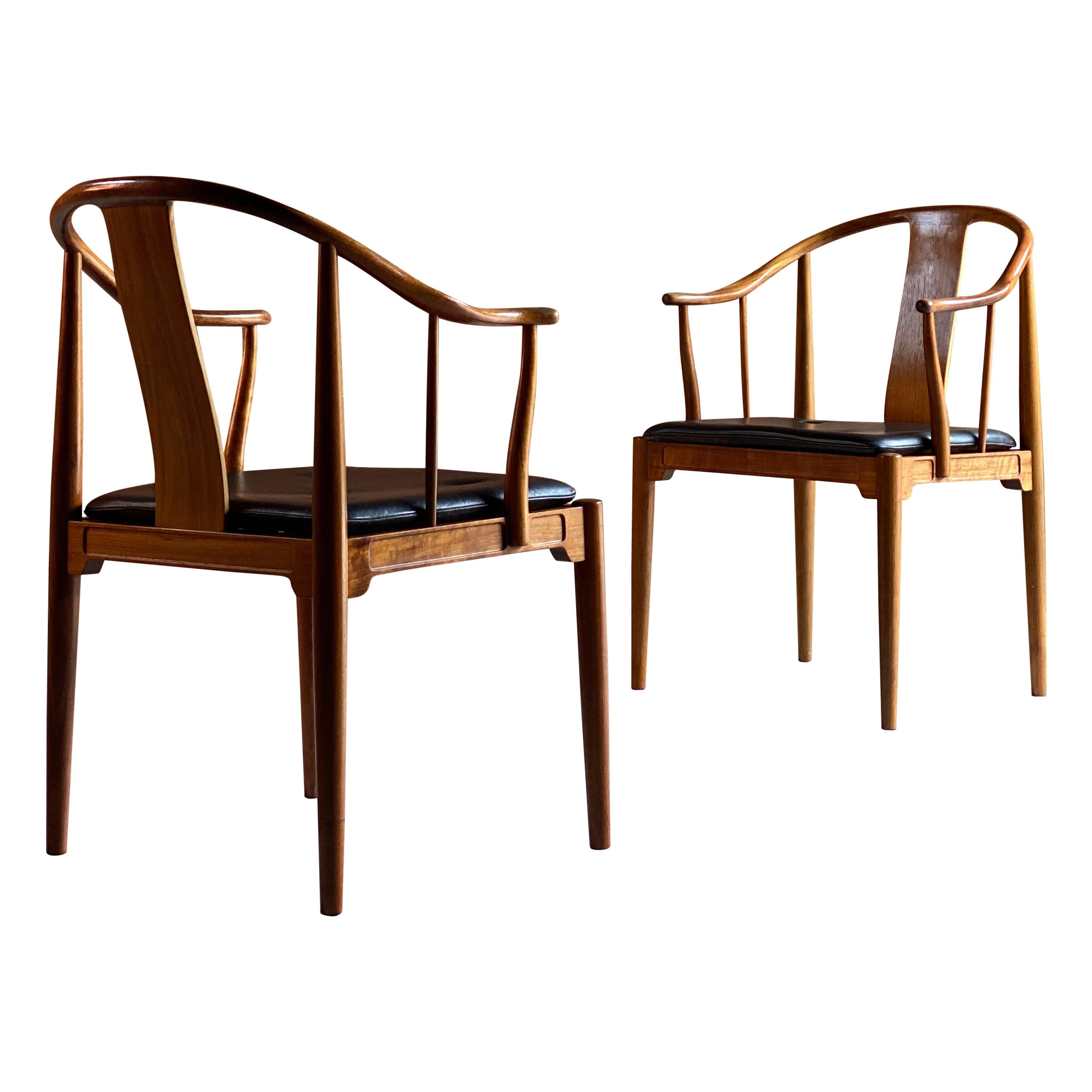 Mid-Century Modern Hans Wegner China Chairs in Walnut for Fritz Hansen, Denmark, 1977