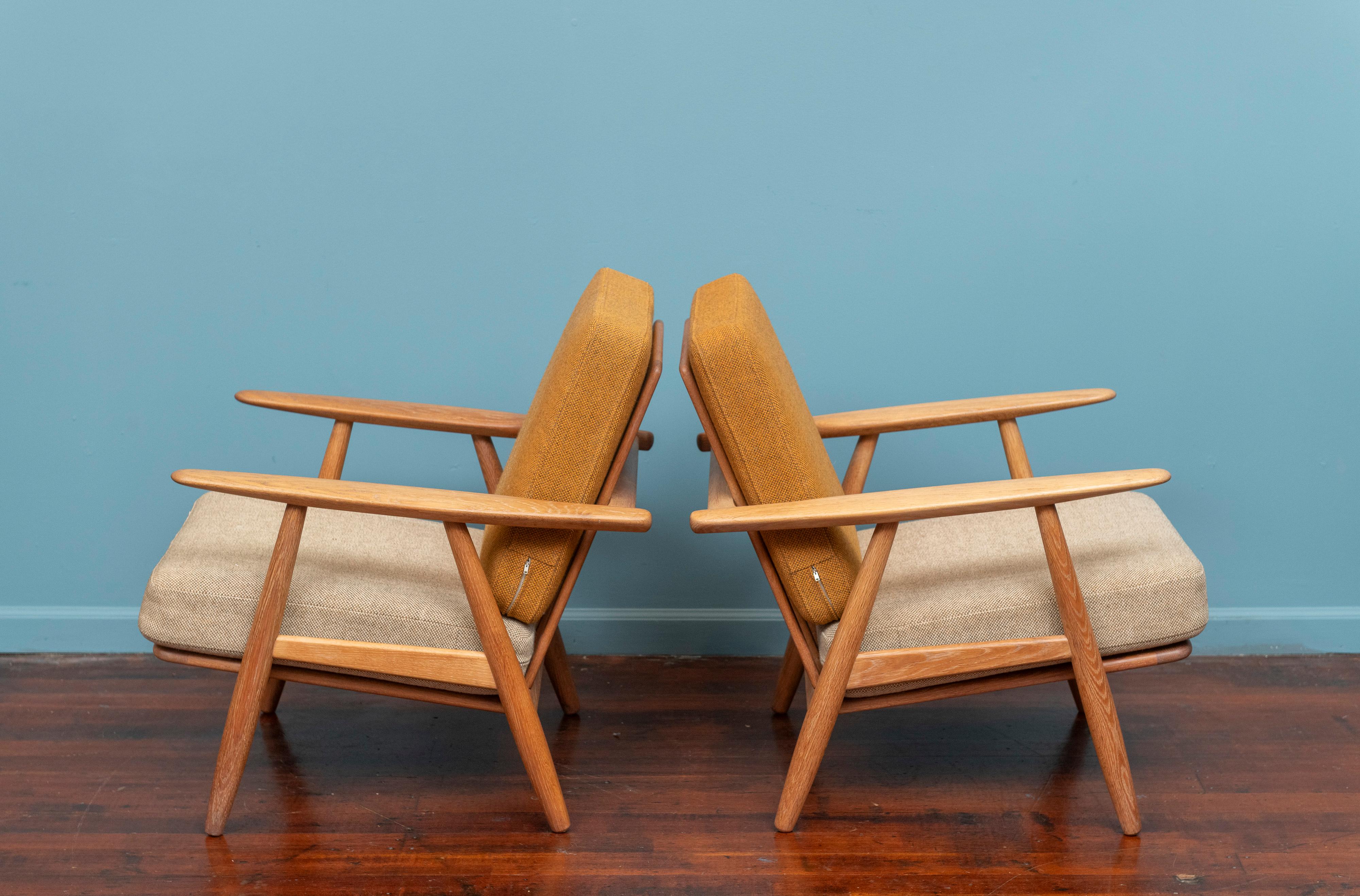 Hans Wegner „Cigar“ Loungesessel und Ottomane für Getama im Angebot 1