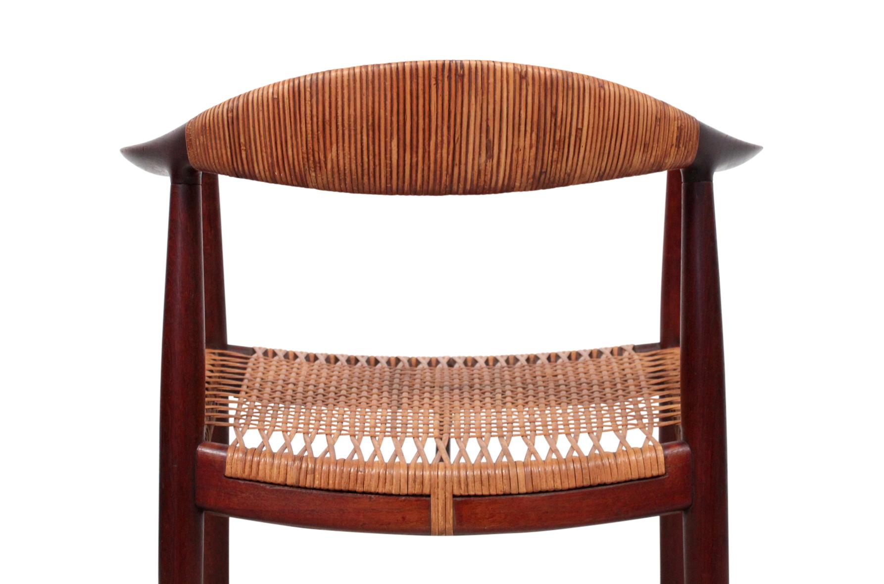 Hans Wegner Classic Cane Chair 3