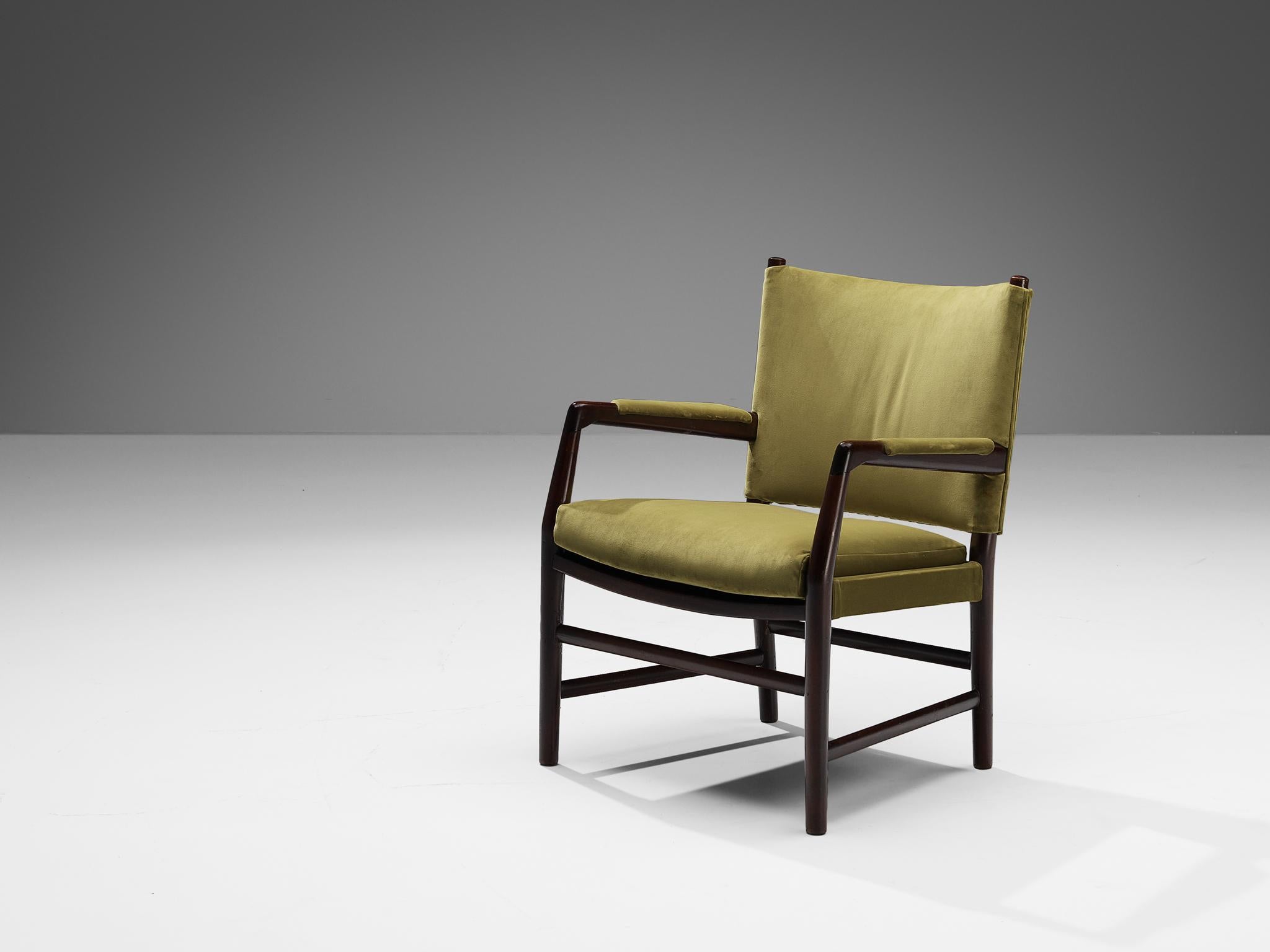 Hans J. Wegner for Plan Møbler, 'Conference' armchair, model 'B123', teak, velvet, Denmark, design 1940

The easy chair 'B123' was designed by Hans J. Wegner during the period that he worked in the Jacobsen Office. In his second year at school,