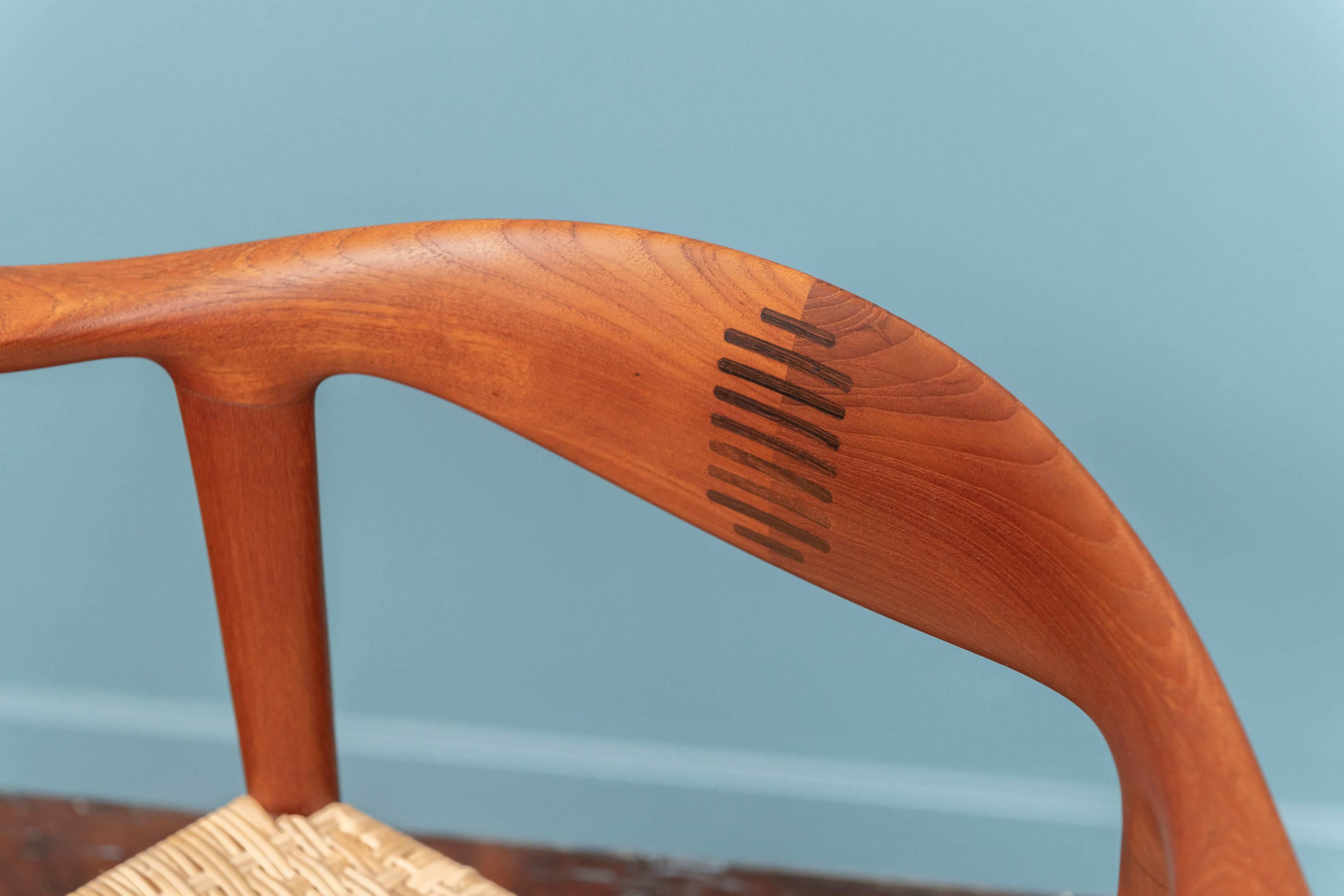 Mid-20th Century Hans Wegner Cow Horn Chair, Model JH-505 for Johannes Hansen For Sale