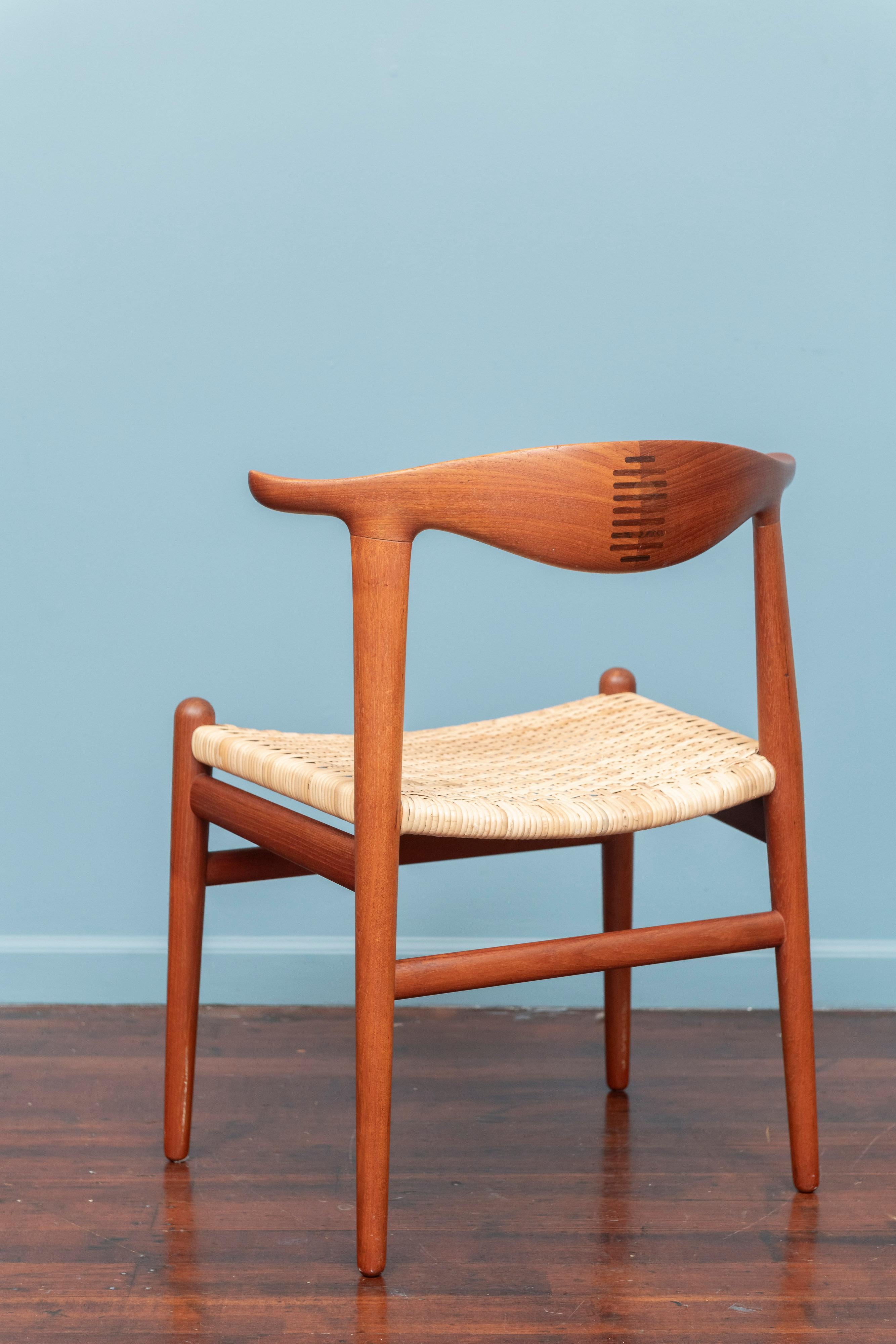 Hans Wegner Cow Horn Chair, Model JH-505 for Johannes Hansen For Sale 2