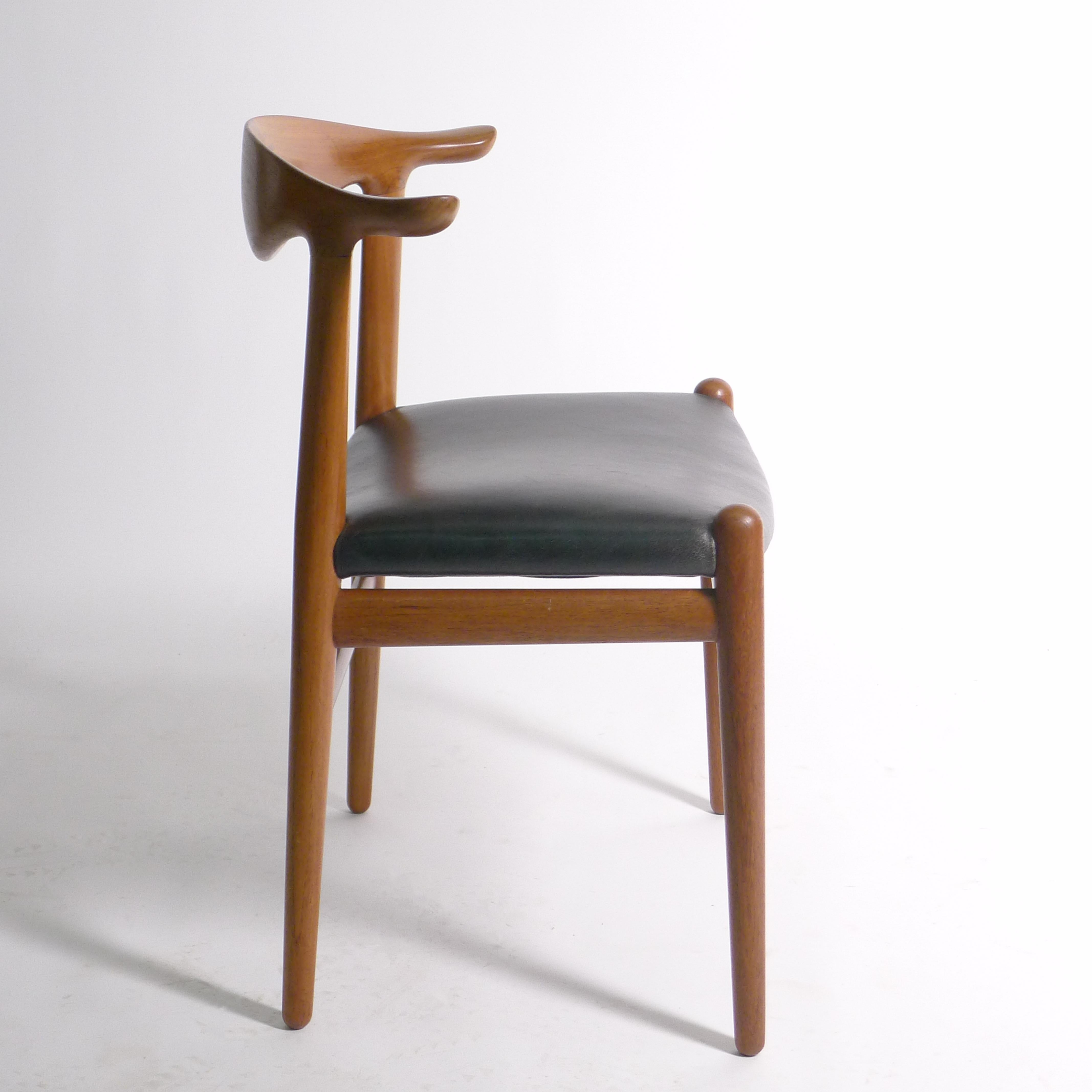Hans Wegner, Cow Horn Chair, Modell JH 505, Johannes Hansen, Dänemark 1950er Jahre (Leder) im Angebot