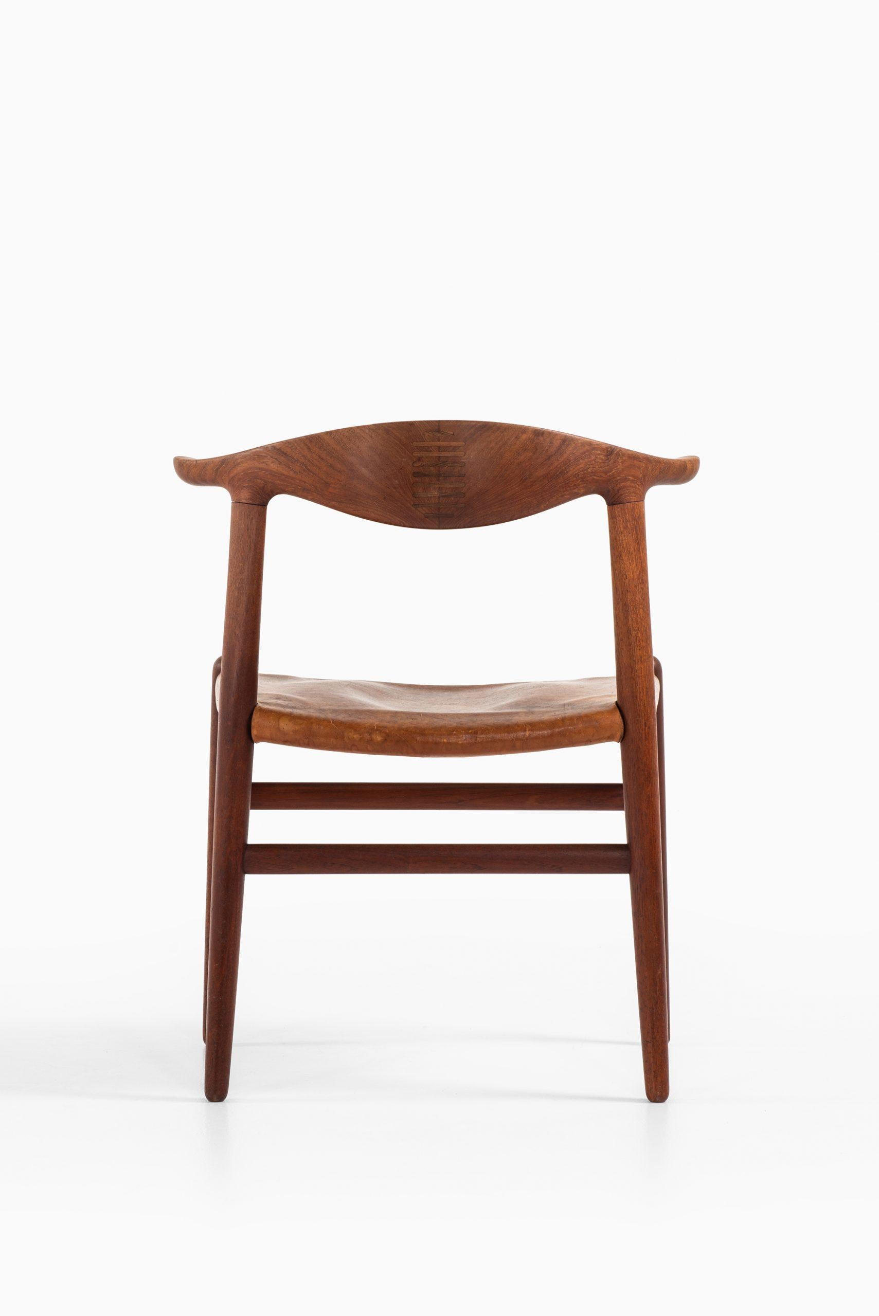 Hans Wegner Cowhorn-Sessel Modell JH-505 von Möbelschreiner Johannes Hansen im Zustand „Gut“ im Angebot in Limhamn, Skåne län