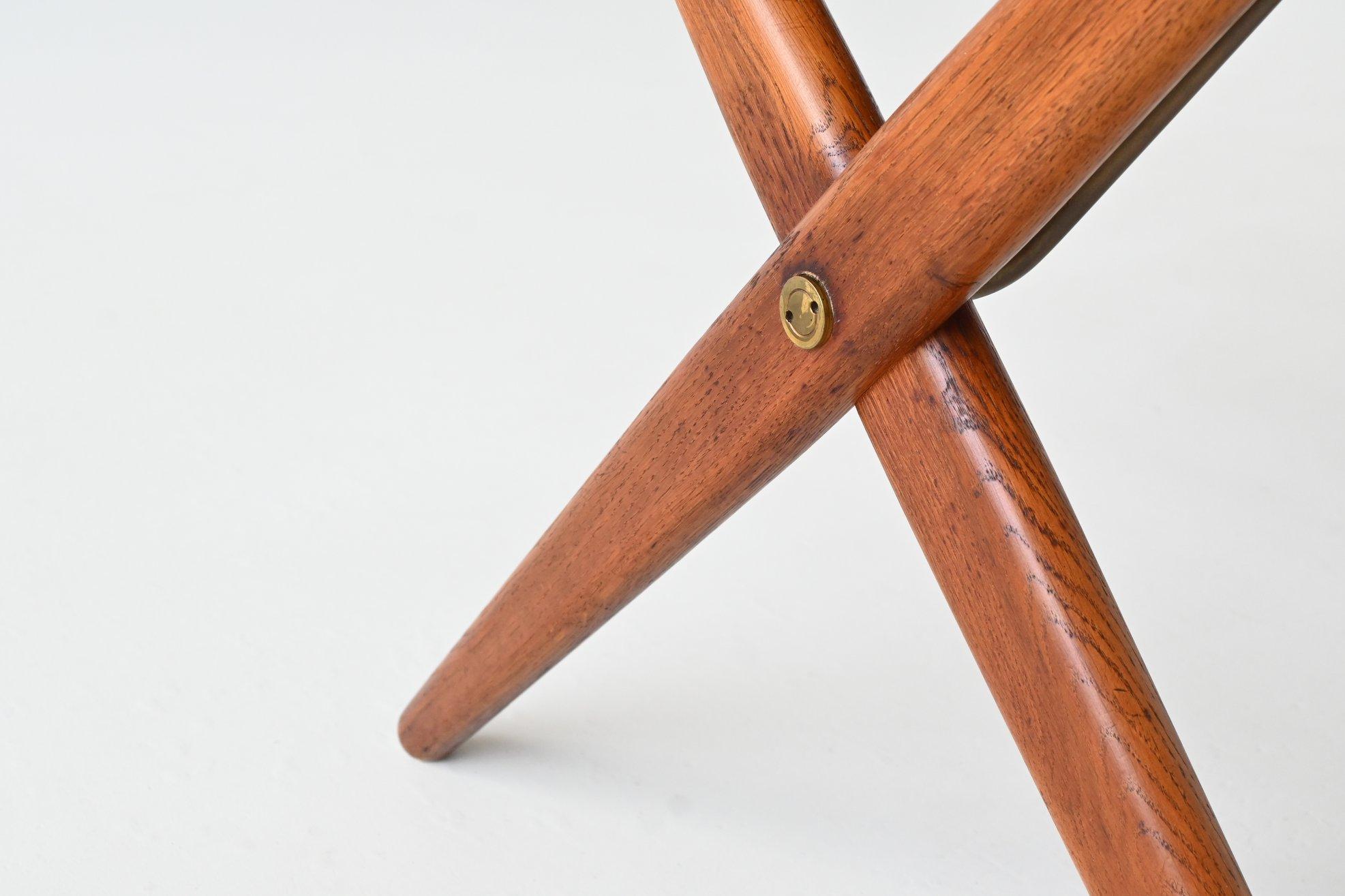 Hans Wegner cross-leg AT 303 dining table Andreas Tuck Denmark 1950 For Sale 4