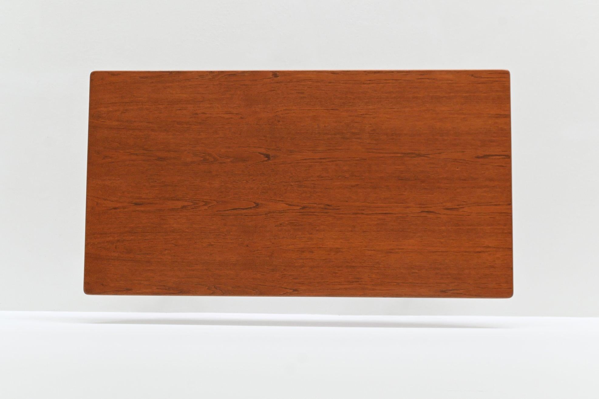 Hans Wegner cross-leg AT 303 dining table Andreas Tuck Denmark 1950 For Sale 10