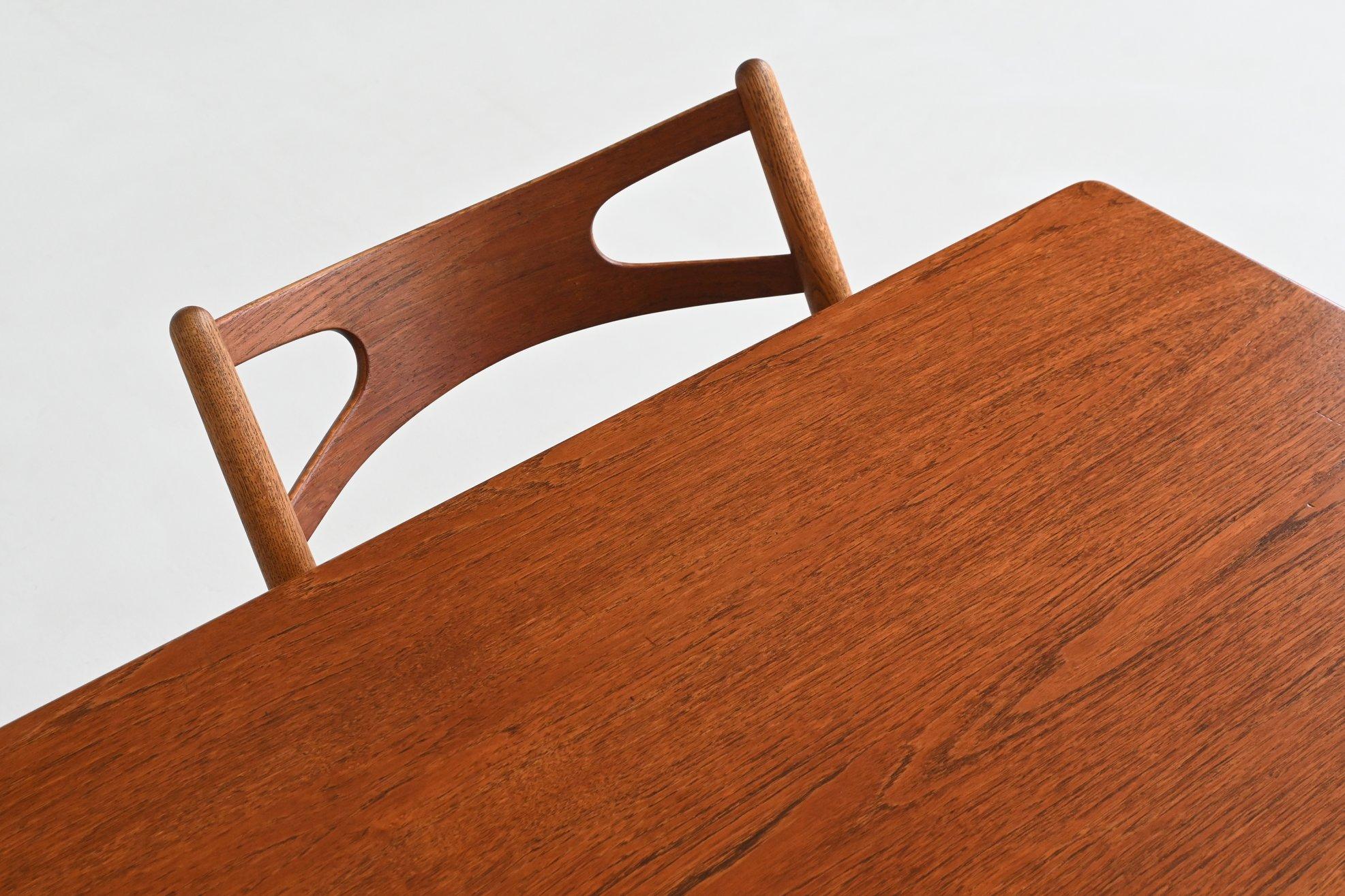 Hans Wegner cross-leg AT 303 dining table Andreas Tuck Denmark 1950 For Sale 11
