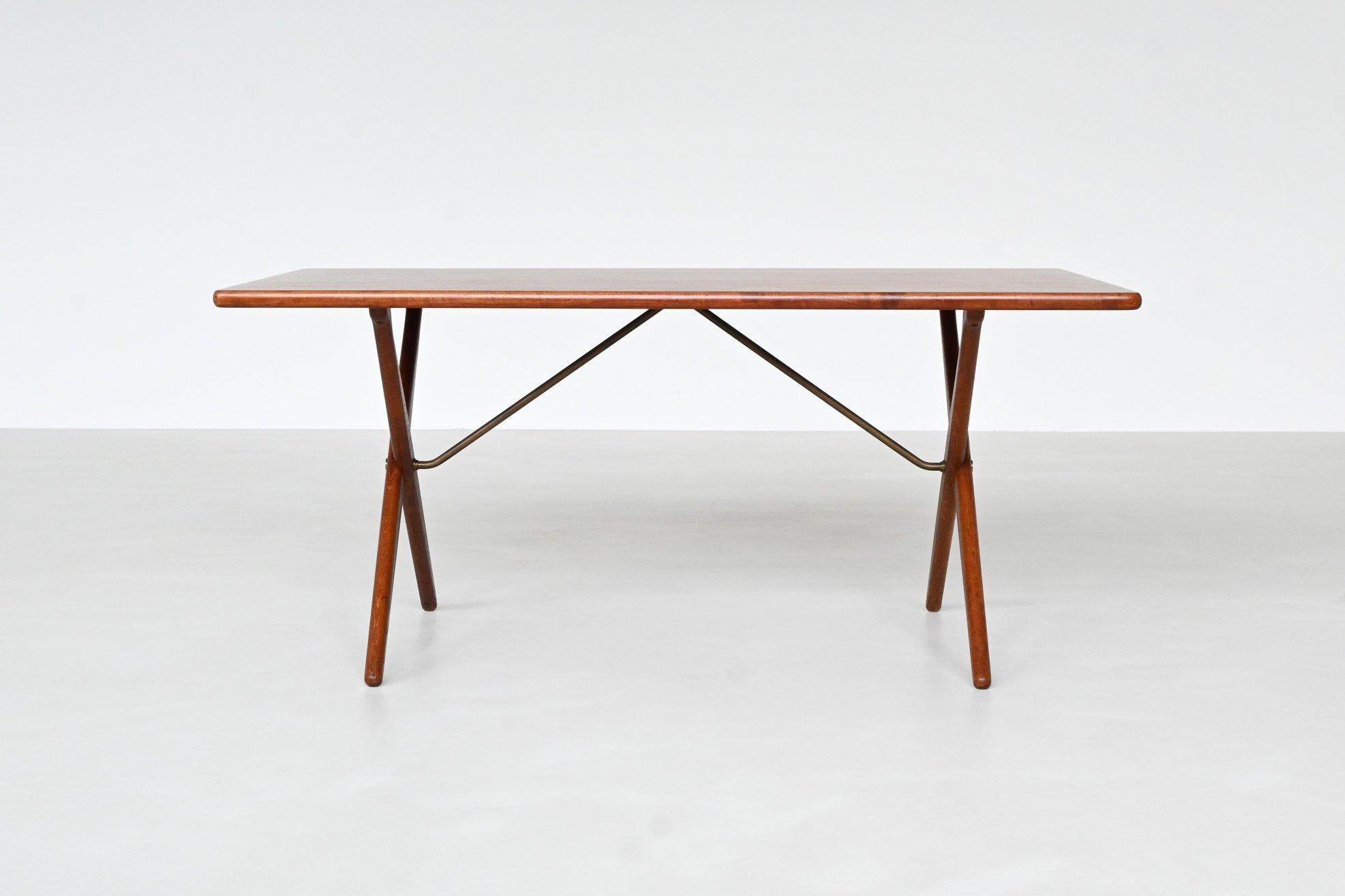 Mid-20th Century Hans Wegner cross-leg AT 303 dining table Andreas Tuck Denmark 1950 For Sale