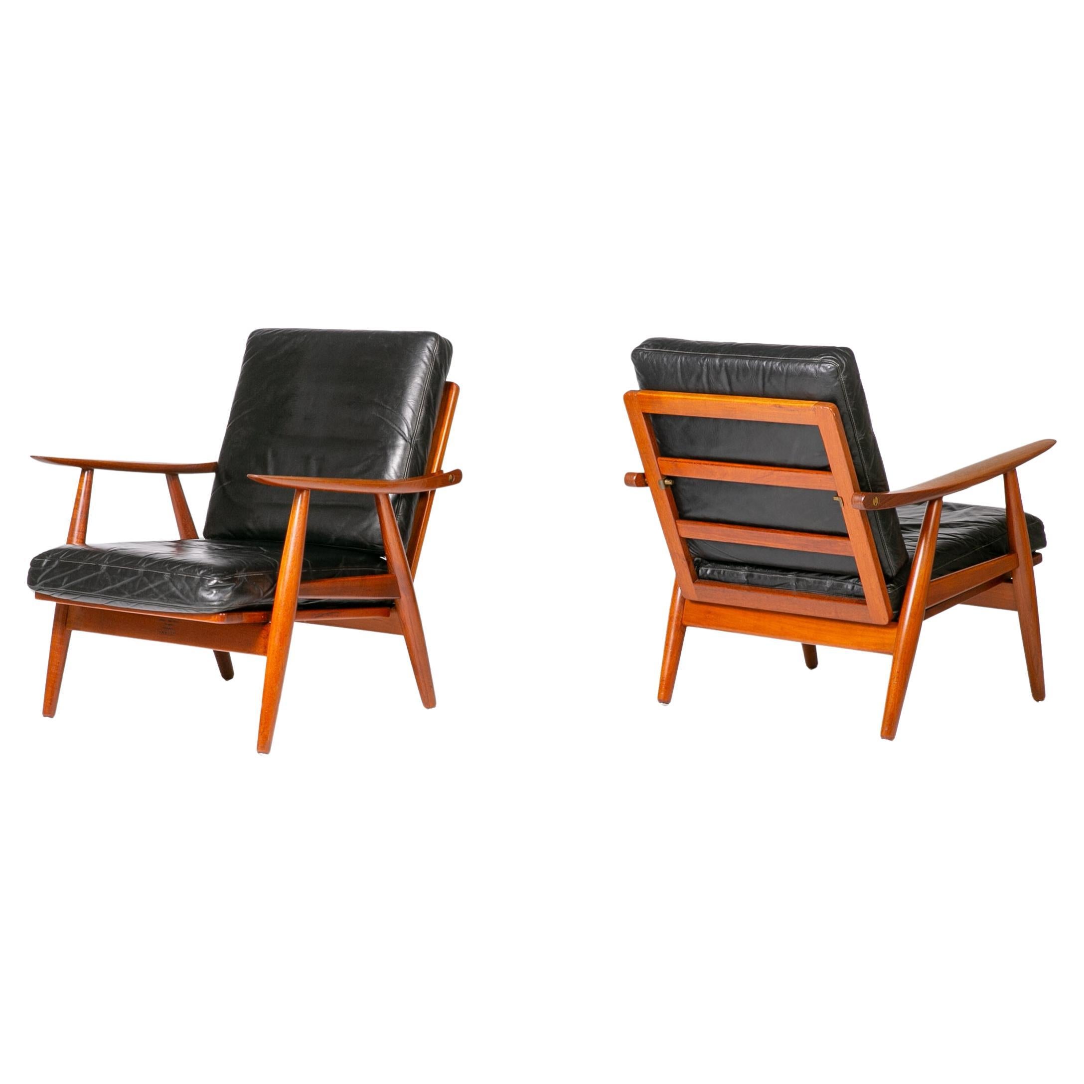 Hans Wegner Danish mid century Chaises longues GE 270 en cuir noir et teck