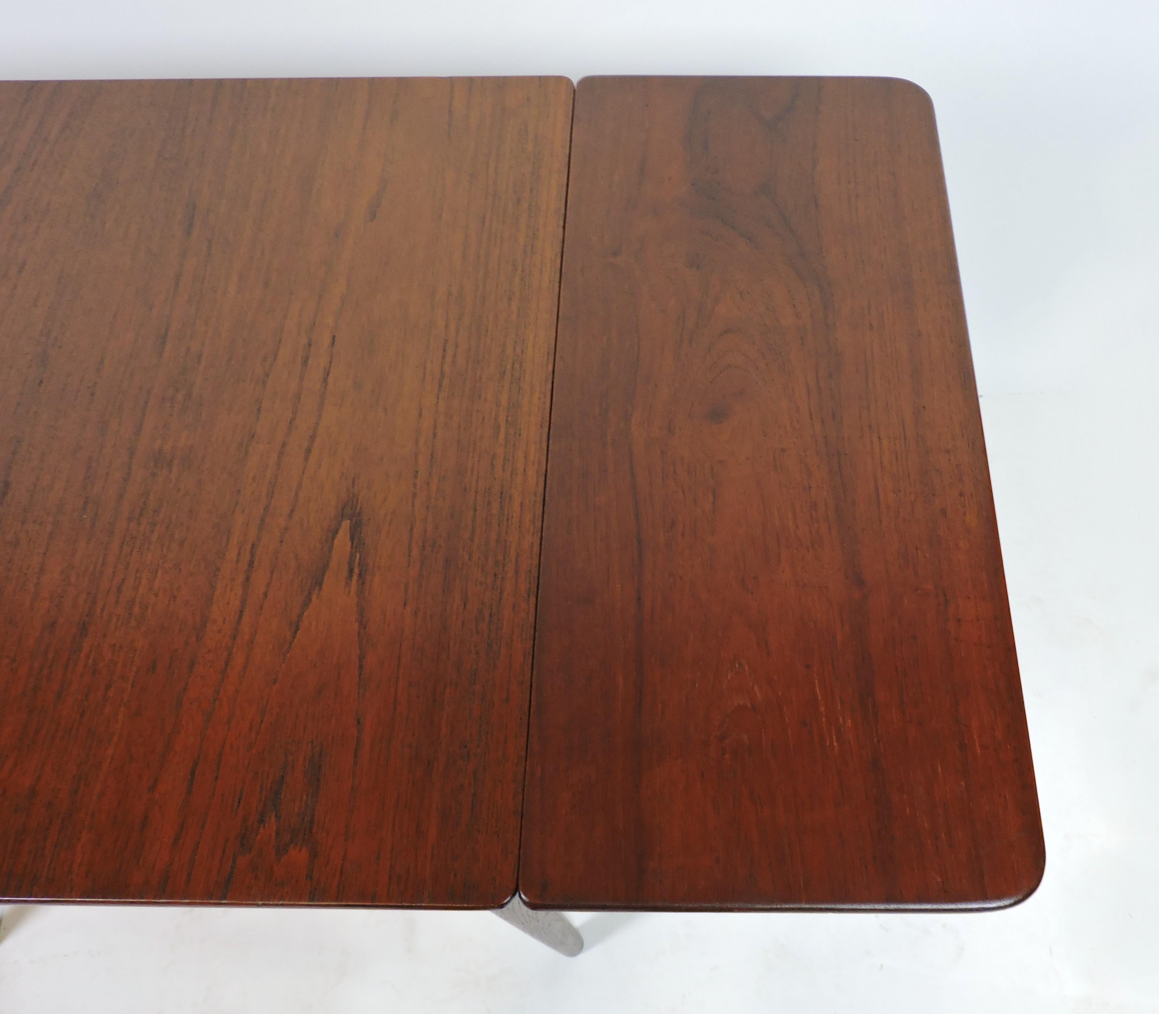 Hans Wegner Danish Modern Teak & Oak Drop Leaf End Table for Andreas Tuck For Sale 4