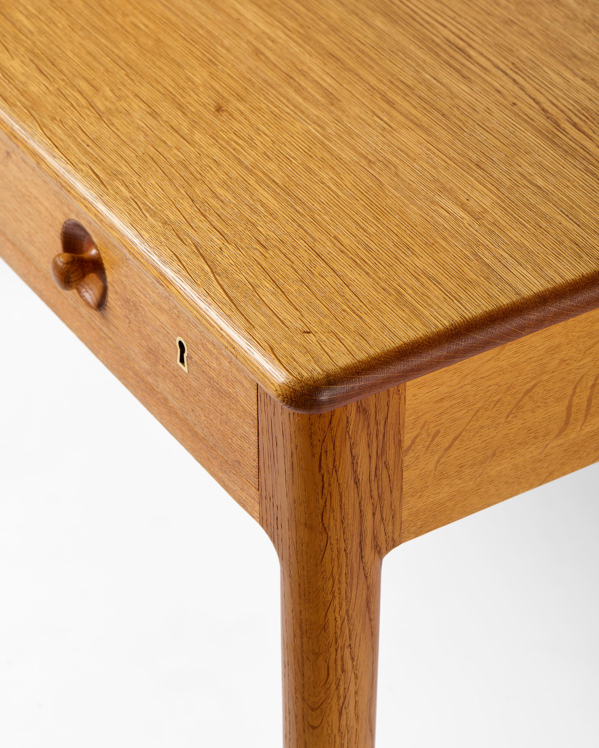 Hans Wegner Danish Oak PP-305 Desk, 1953 For Sale 3