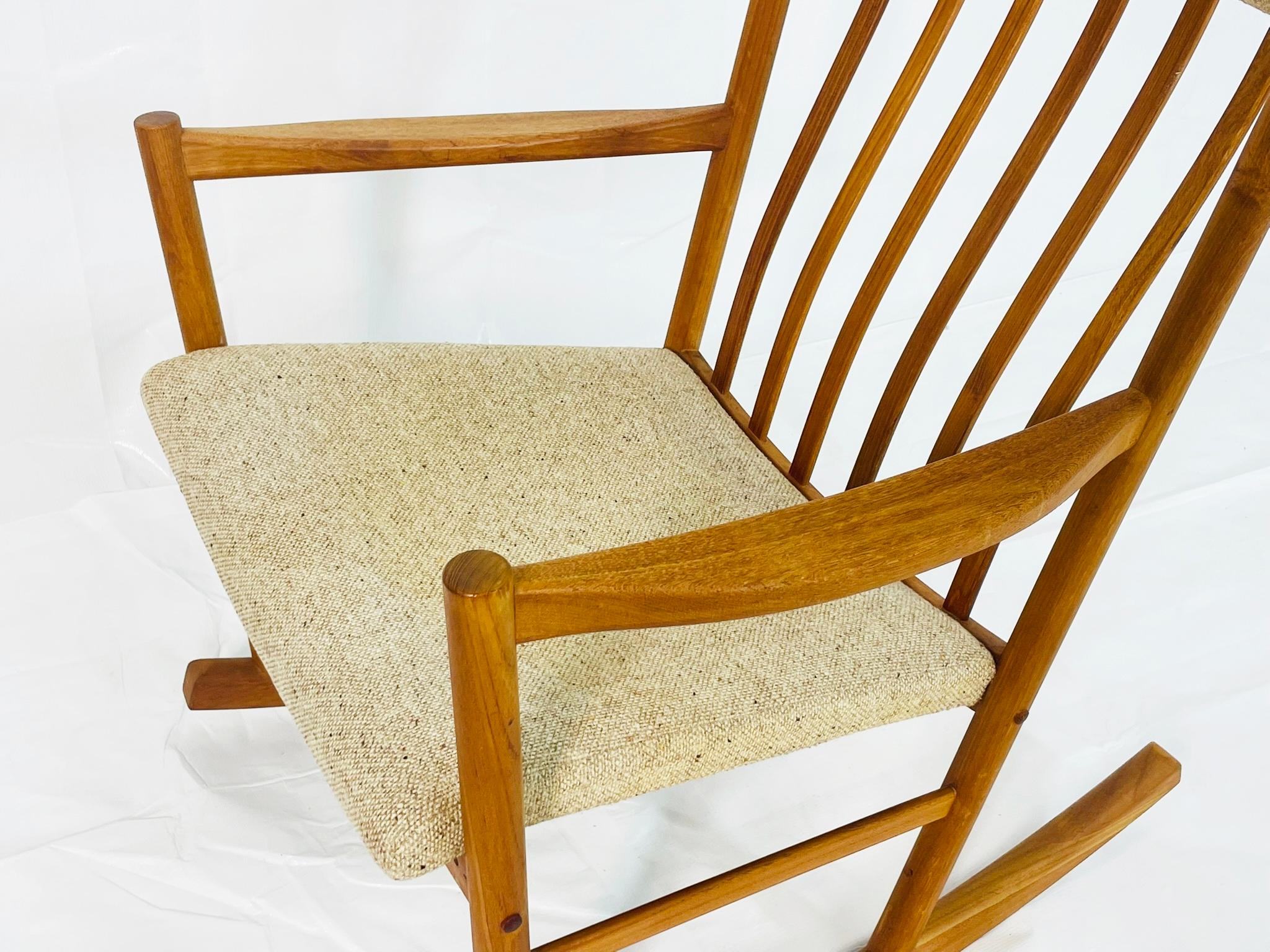 Hans Wegner Danish Teak Rocking Chair for Tarm Stole, 1960s im Angebot 2