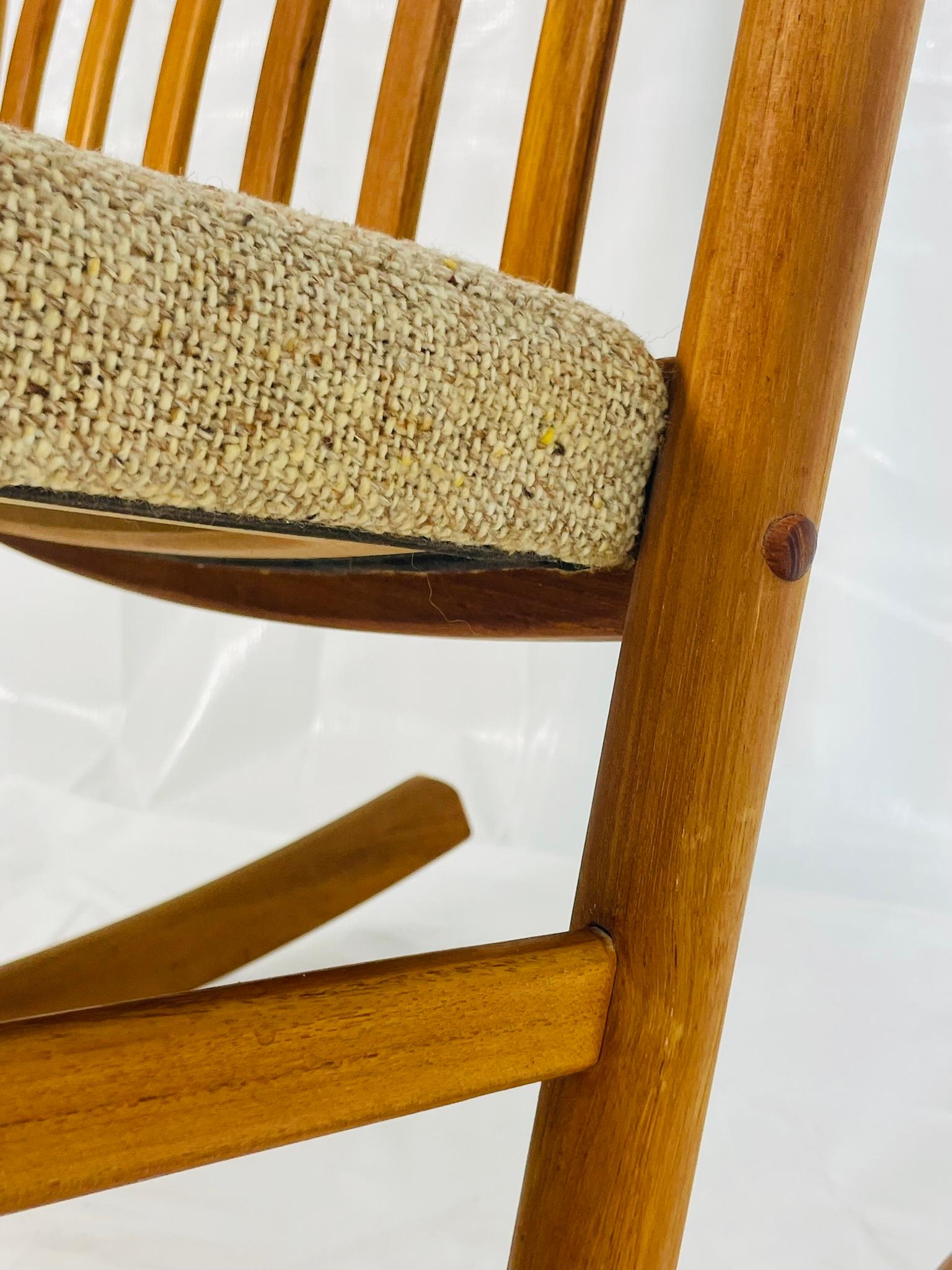 Hans Wegner Danish Teak Rocking Chair for Tarm Stole, 1960s im Angebot 8