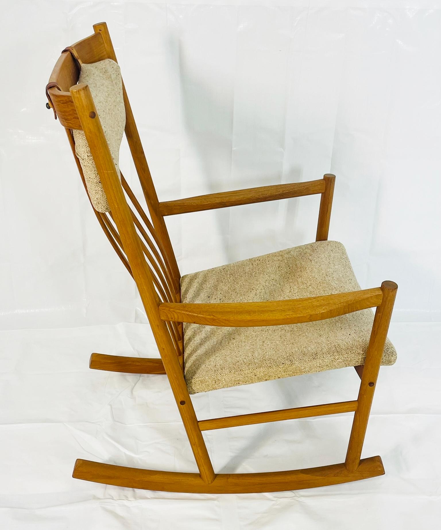 Hans Wegner Danish Teak Rocking Chair for Tarm Stole, 1960s (Moderne der Mitte des Jahrhunderts) im Angebot